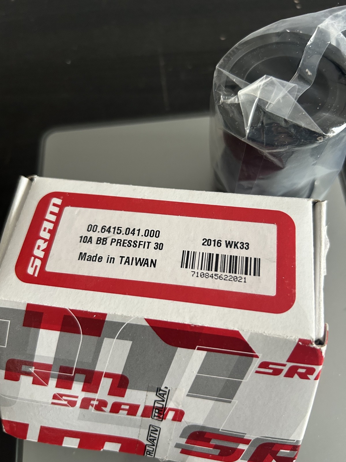 NEW SRAM/Truvativ PF30 Press Fit BB30/30MM Bottom Bracket/BB