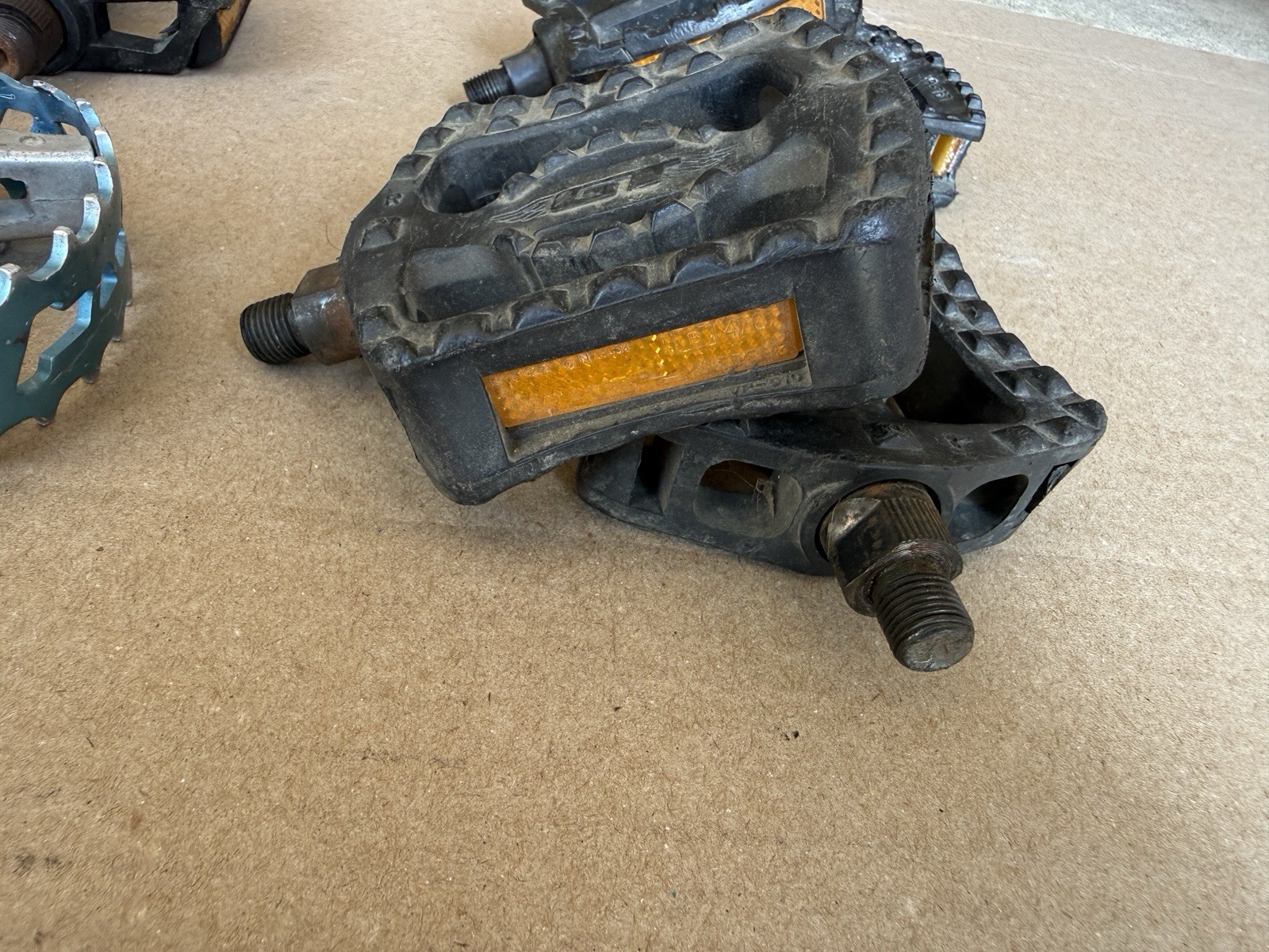 Vintage Old Mid School BMX Pedals – GT, Victor VP Metal Plastic 1/2” 9/16” Lot