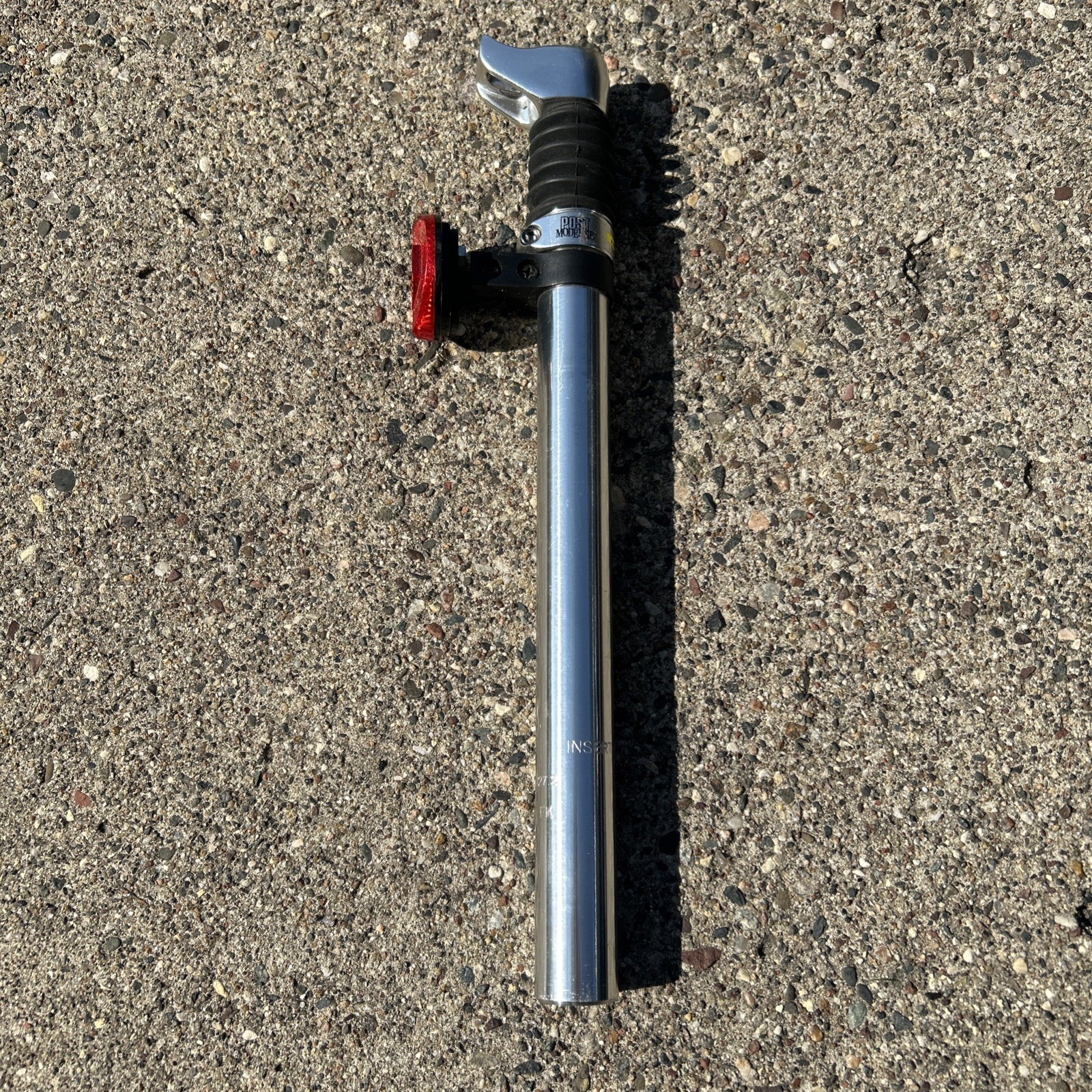 Post Modern Bike Seat Post w/ Reflector 27.2 mm x 350 mm Setback Metal