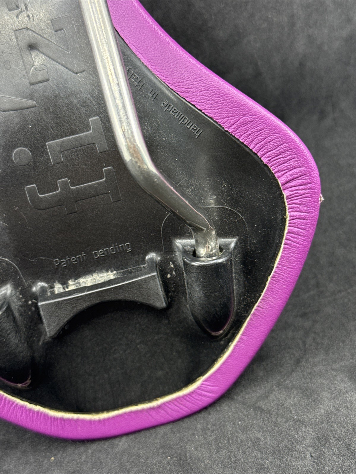 fi:zi’k Antares VS TEST Purple 142mm K:ium Rail Saddle EXCELLENT USED