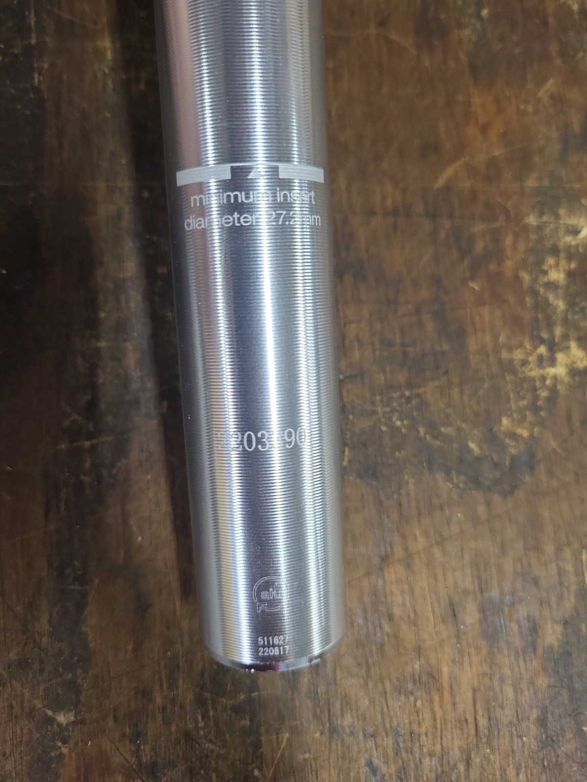 Silver Colored ALUMINUM SEAT POST 27.2 X 330MM NEW. MICROADJUST CLAMP FREE SHIP