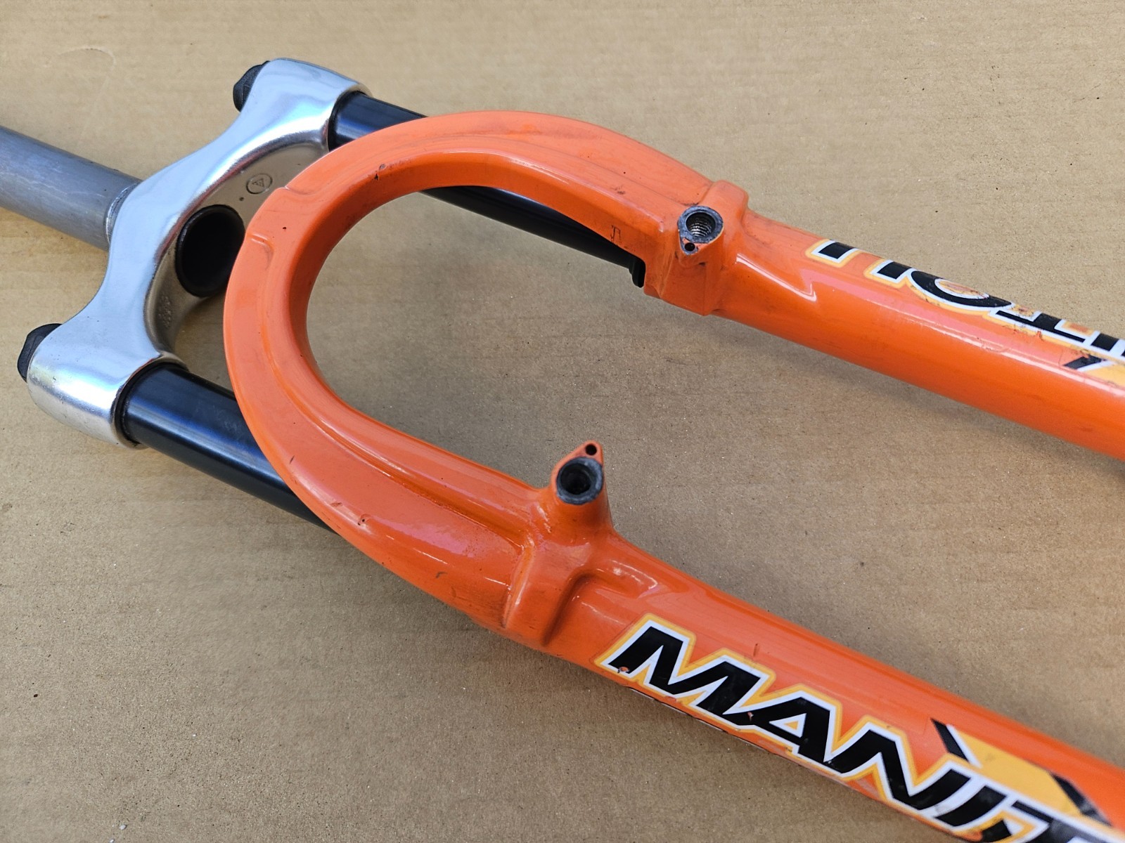 90s Manitou Magnum R 26″ Mountain Bike Front Fork 1-1/8″ Steerer V or Disc Brake