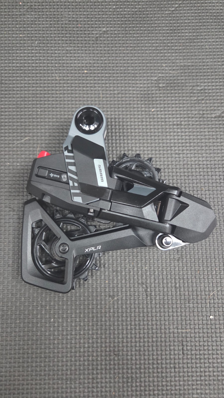 SRAM Rival XPLR AXS Wireless 13-Speed Rear Derailleur – Hangerless UDH, Max 46t