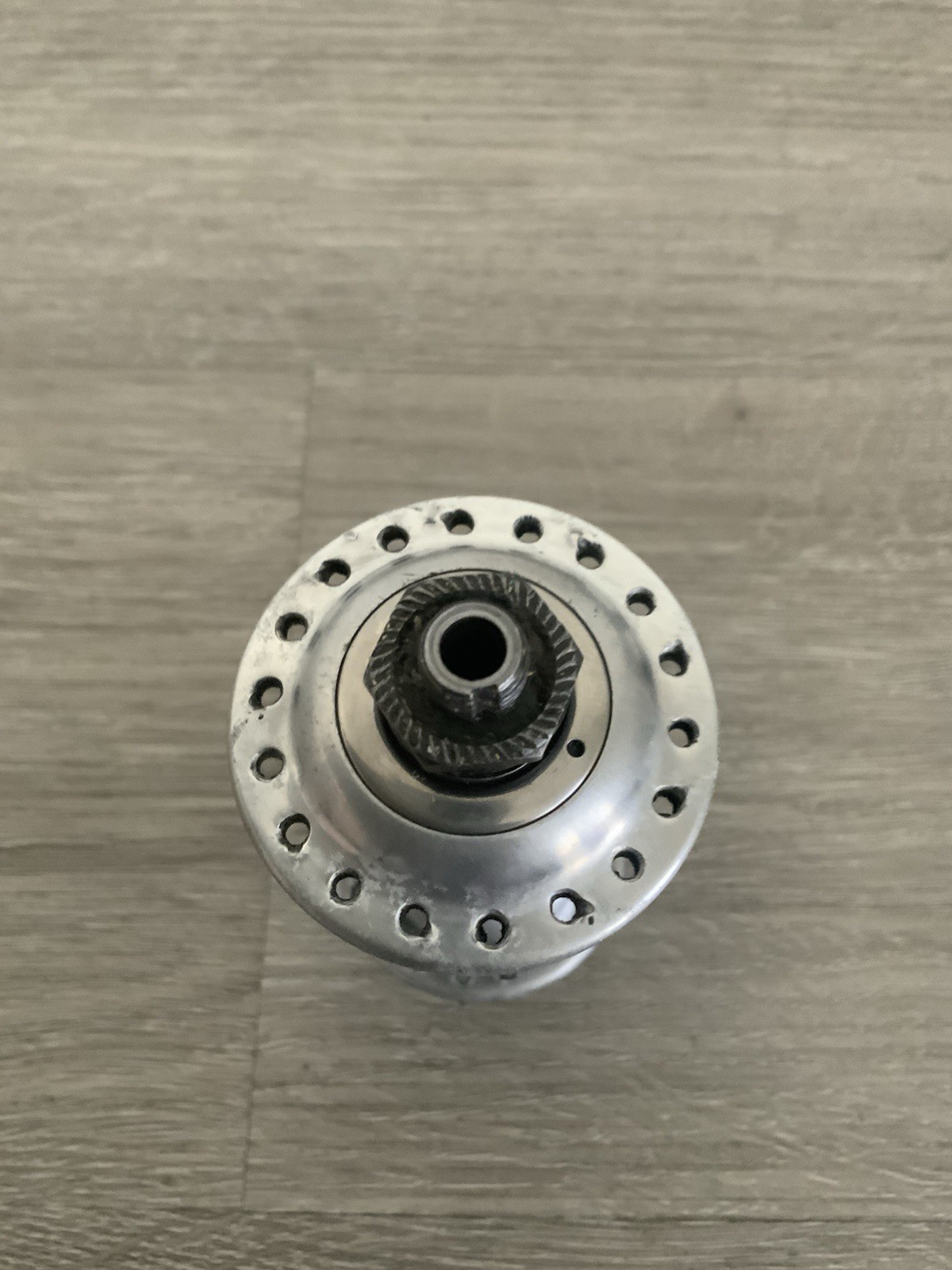 CAMPAGNOLO RECORD FRONT HUB 36 HOLE 100 MM SPACING