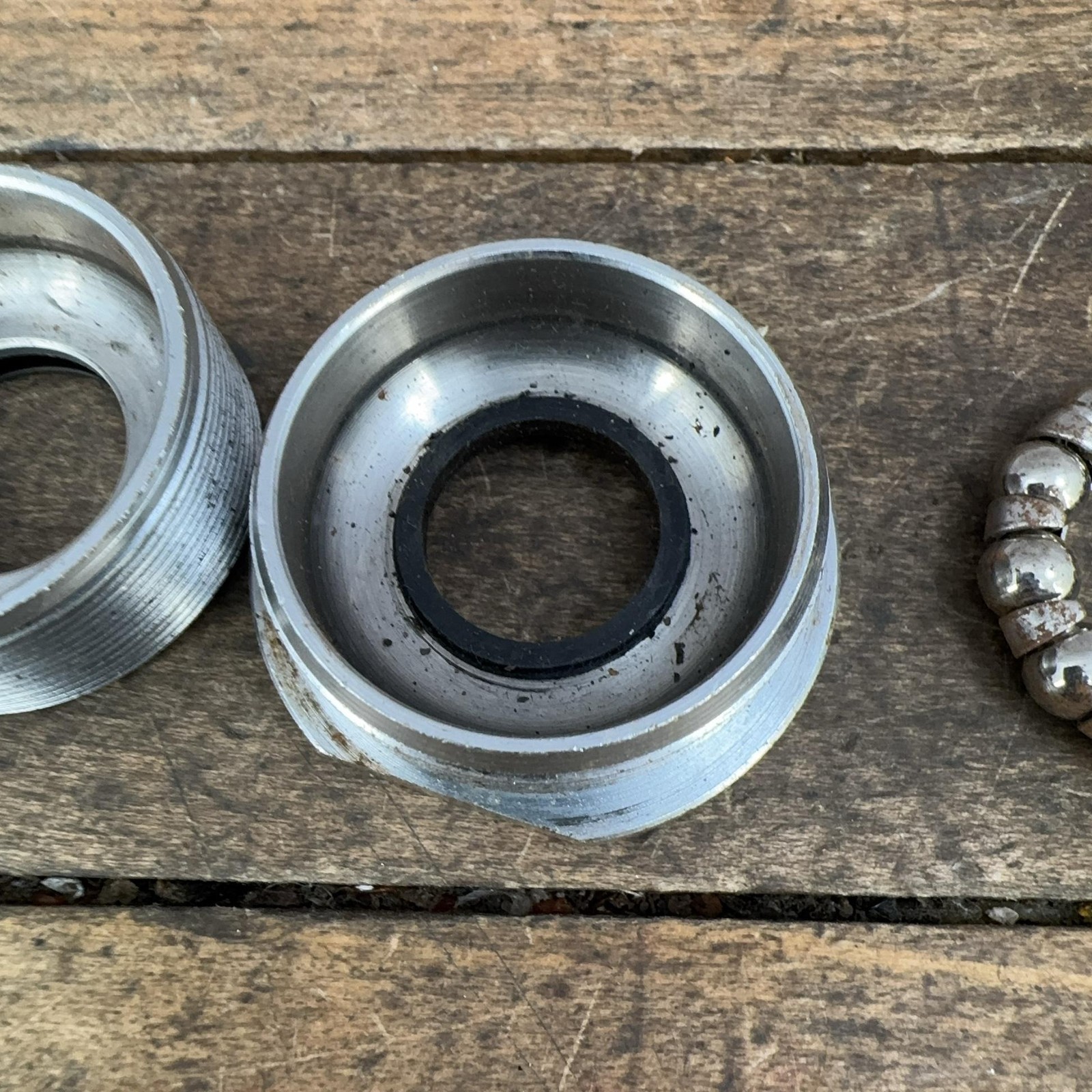 Vintage Shimano 600 BB-6400 Bottom Bracket 68mm BSA 113mm JIS Japan Road Bike