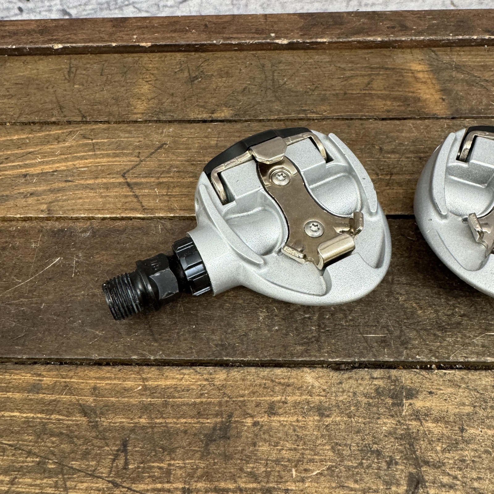 Vintage Look SPD Clipless Bike Pedals 9/16 NOS Pair 375g Made France Road New