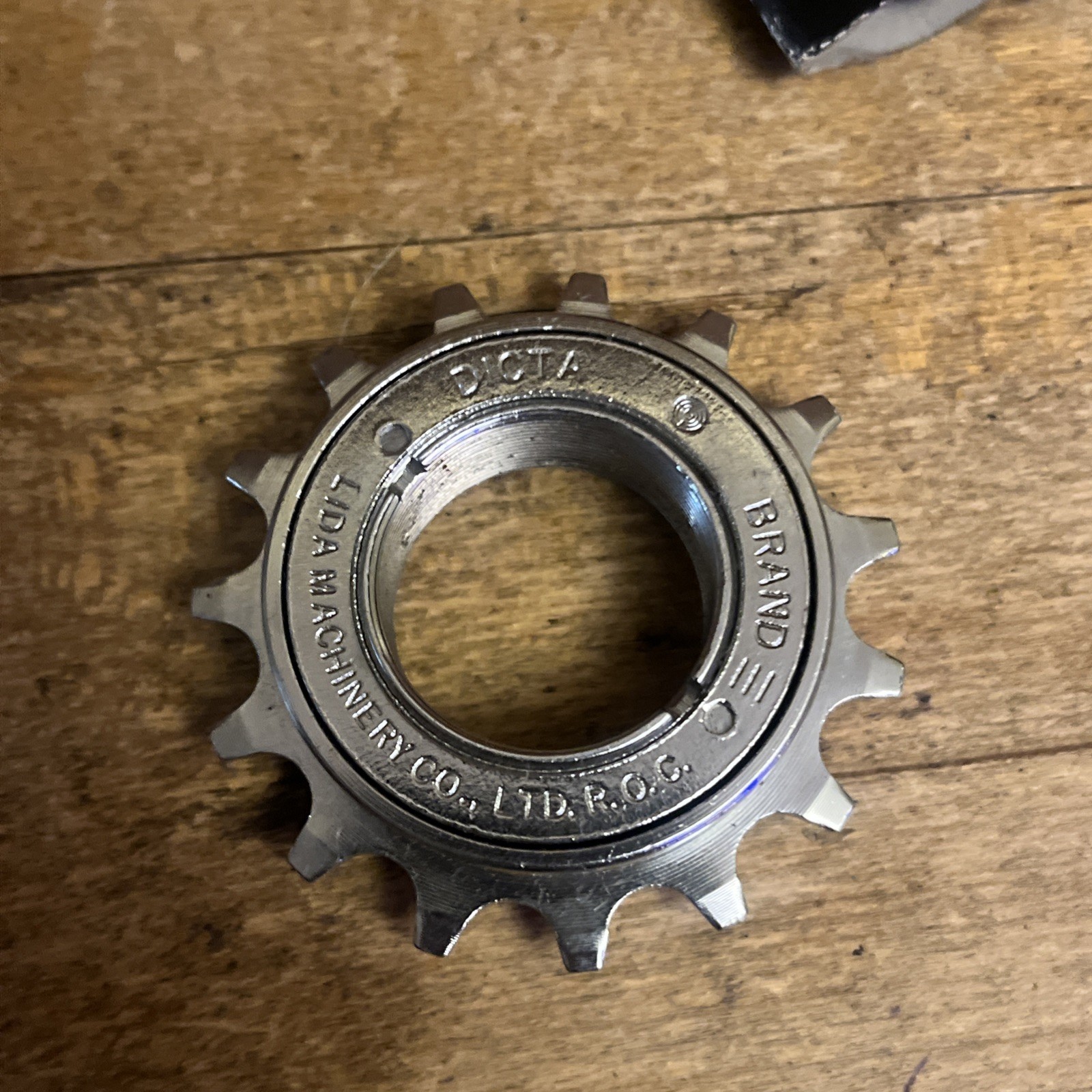New In Box Specialized/Dicta 15 T Freewheel 3/32” 32 mm Mounting Diameter