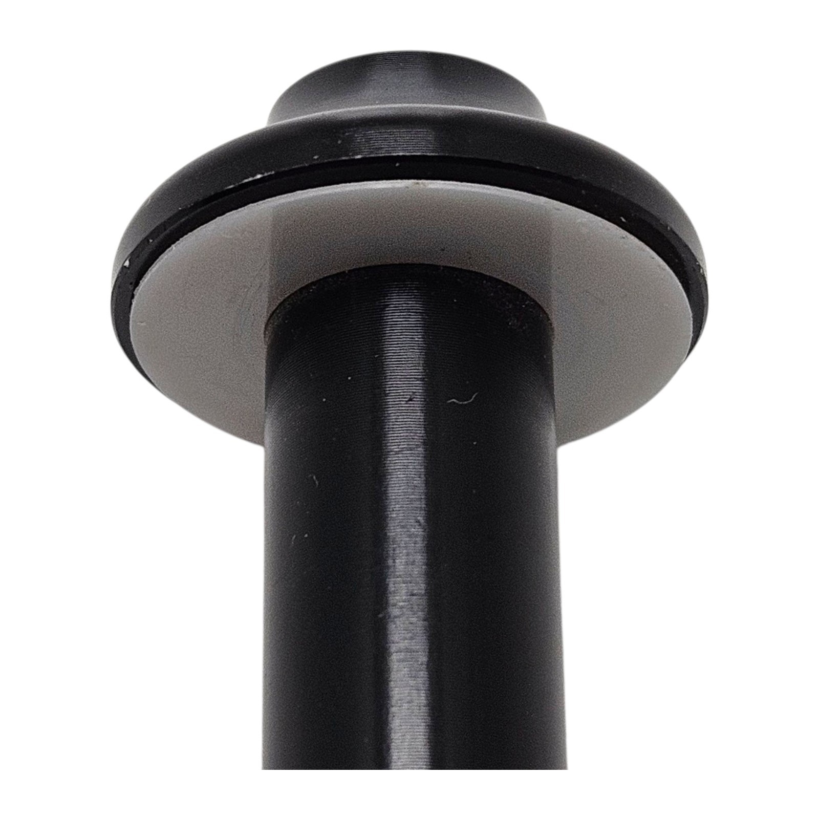 Ibis Hexle Rear Thru Axle: 12×148 / 171mm Length / 12mm x 1.50mm Threads (Black)