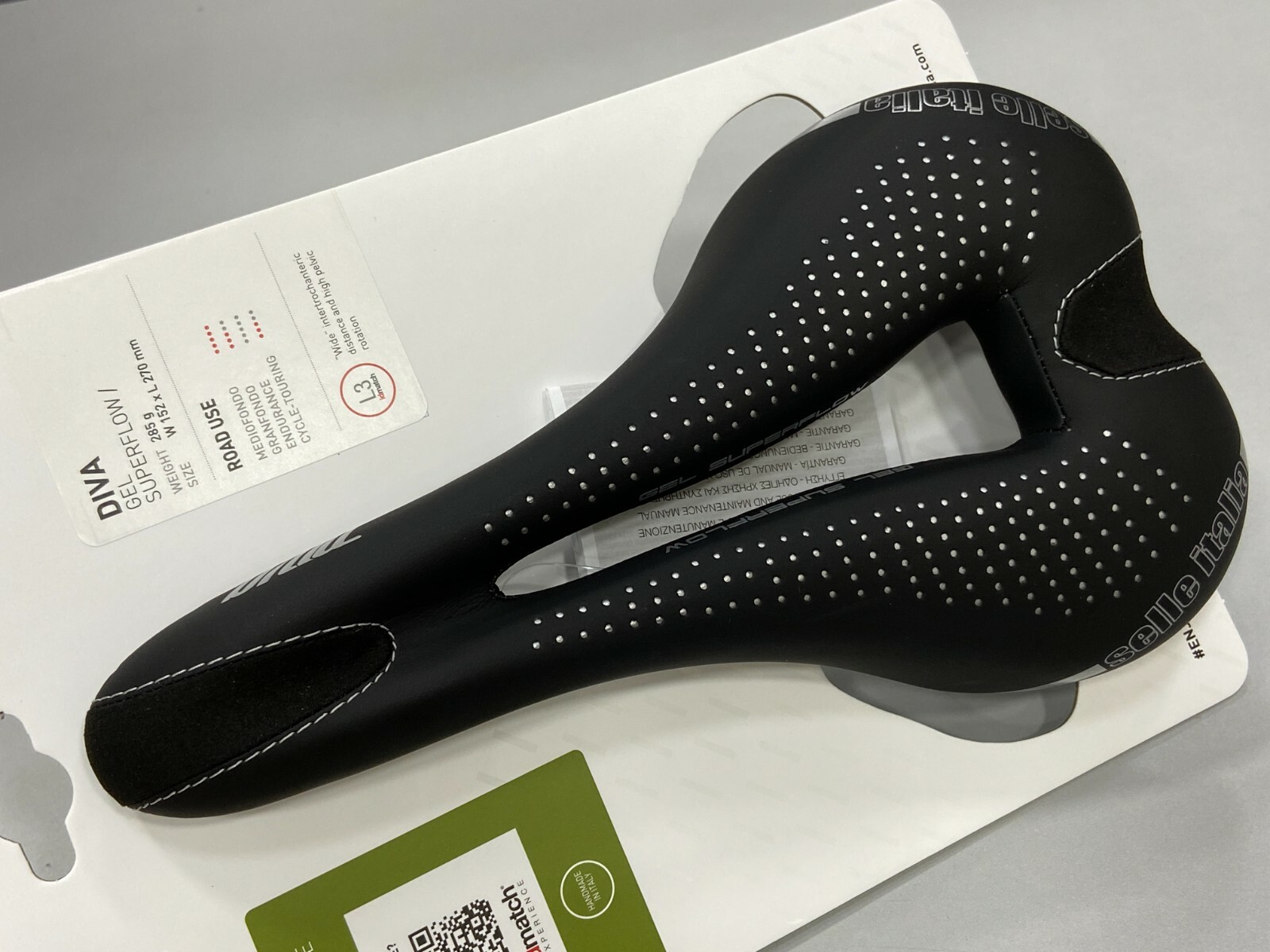 Selle Italia Diva Gel Superflow TI 316 Rail L3 152x270mm (Lady) Saddle (Black)