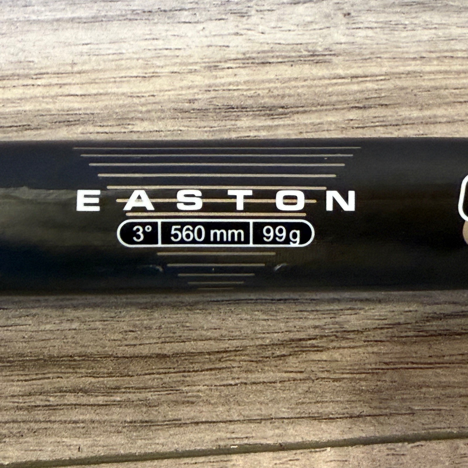 Easton EC90 560mm Taperwall 3 Degree 99g 25.4 Carbon Fiber Flat MTB Handlebar