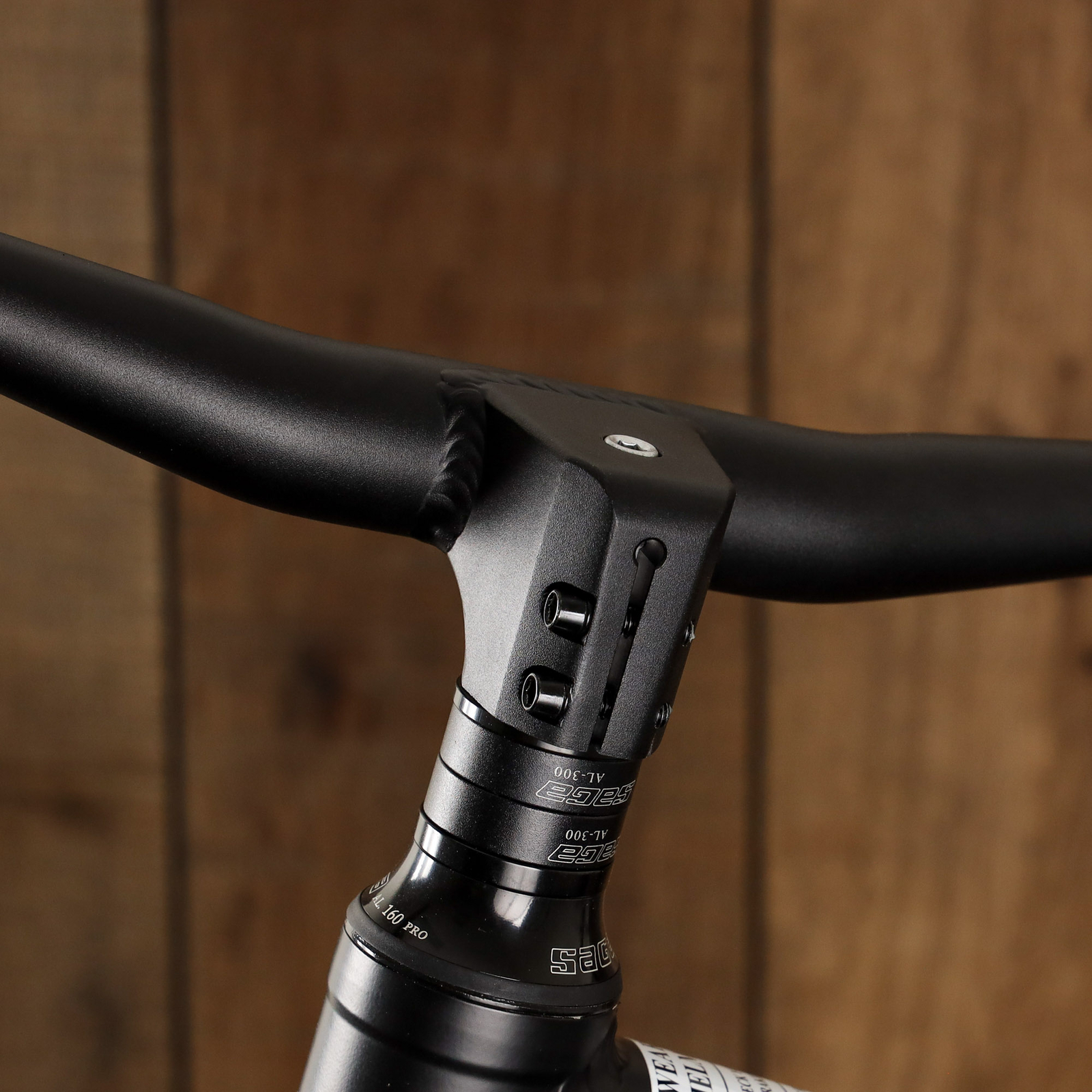 SATORI DELTA City Comfort Bike Bicycle Handlebar Width 720mm Integrated Stem