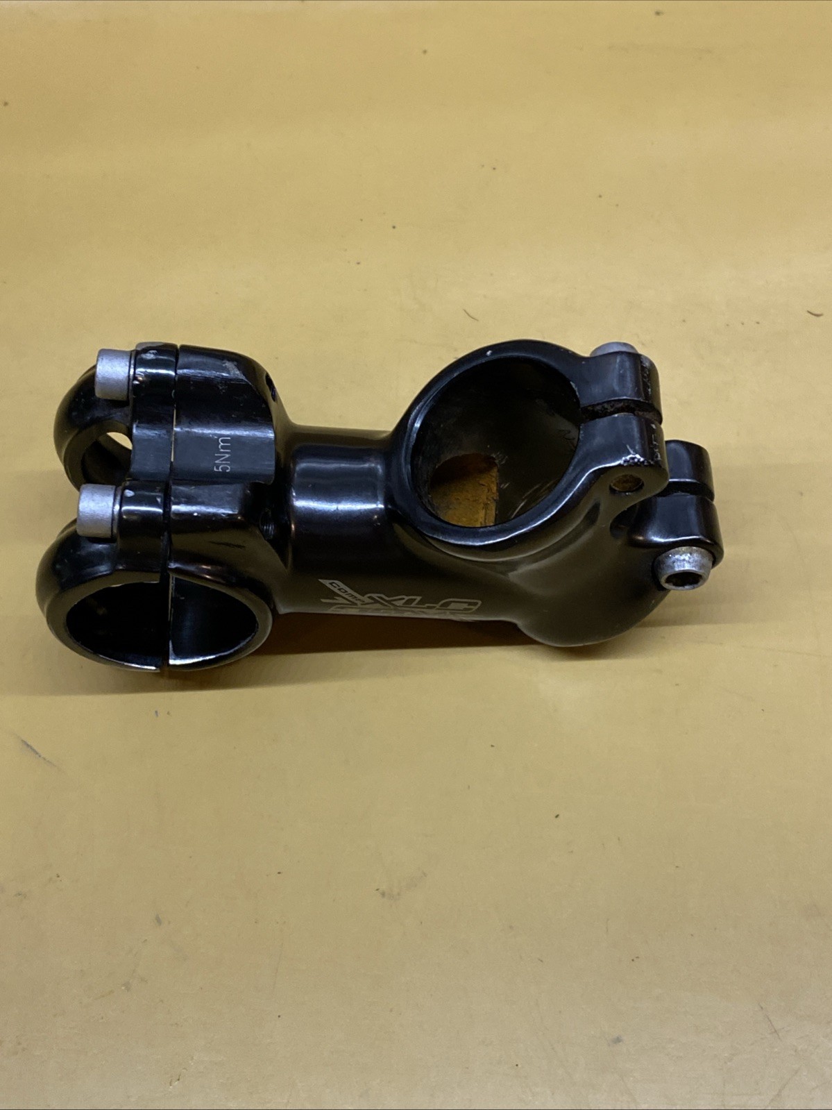 Black XL-C Comp Aluminum 65mm x 31.8mm x 20* x 1-1/8″ Threadless Stem