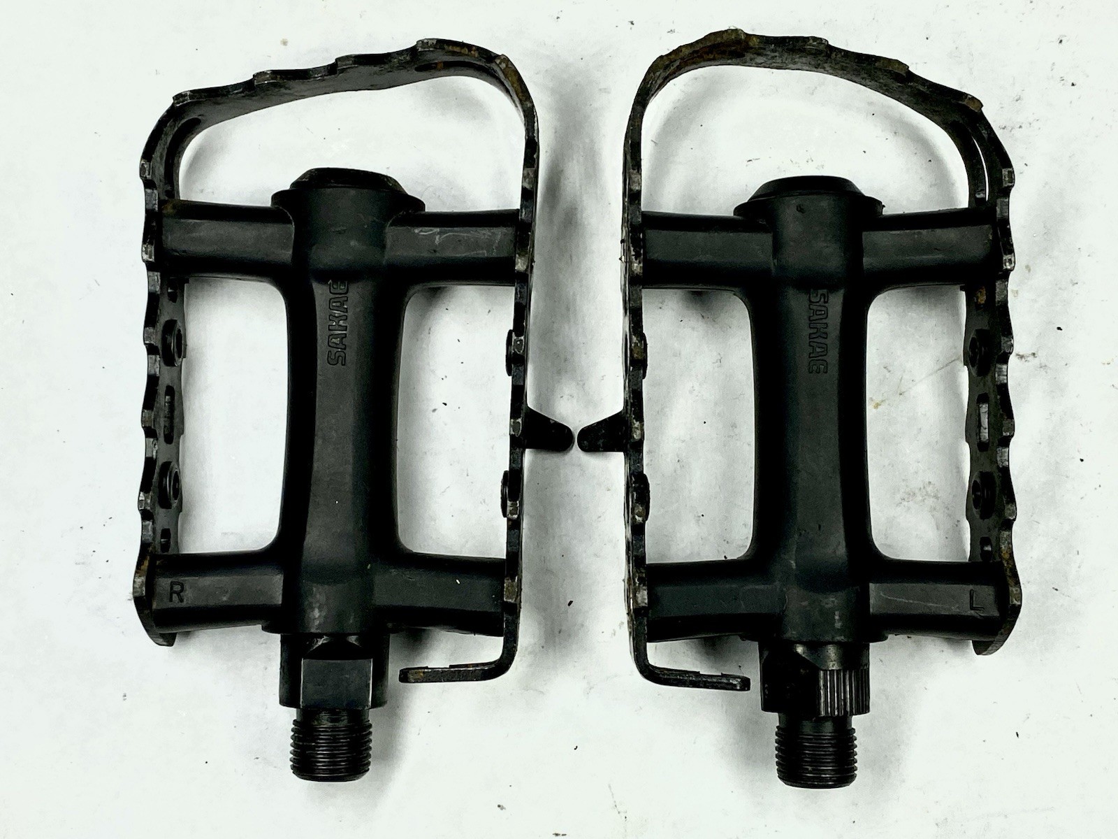 Sakae MTP-170 Platform Pedals w/ Cateye Toe Clips Vintage MTB 9/16” Black