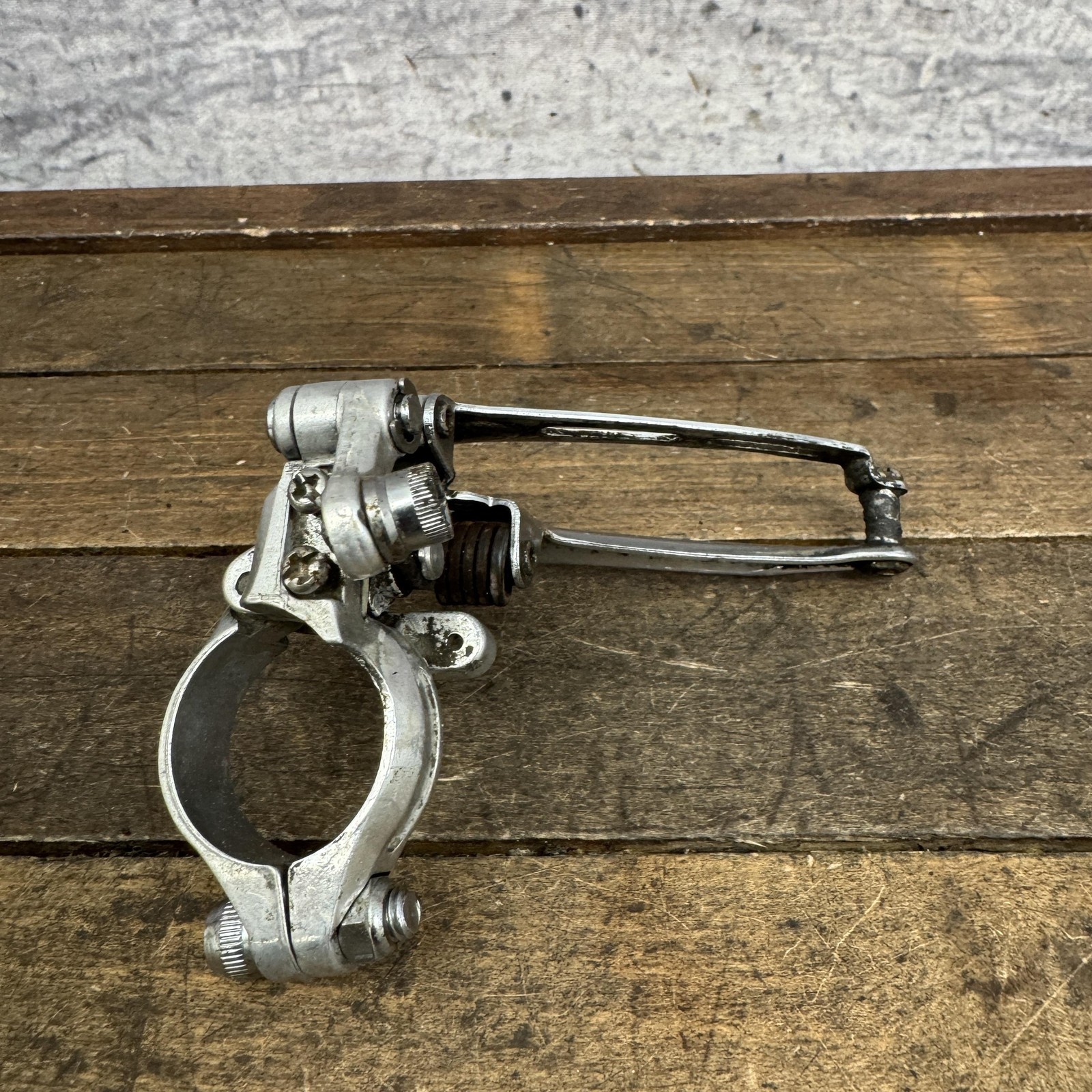 Vintage Shimano 600 Arabesque Front Derailleur 28.6 Clamp Bottom Pull Road