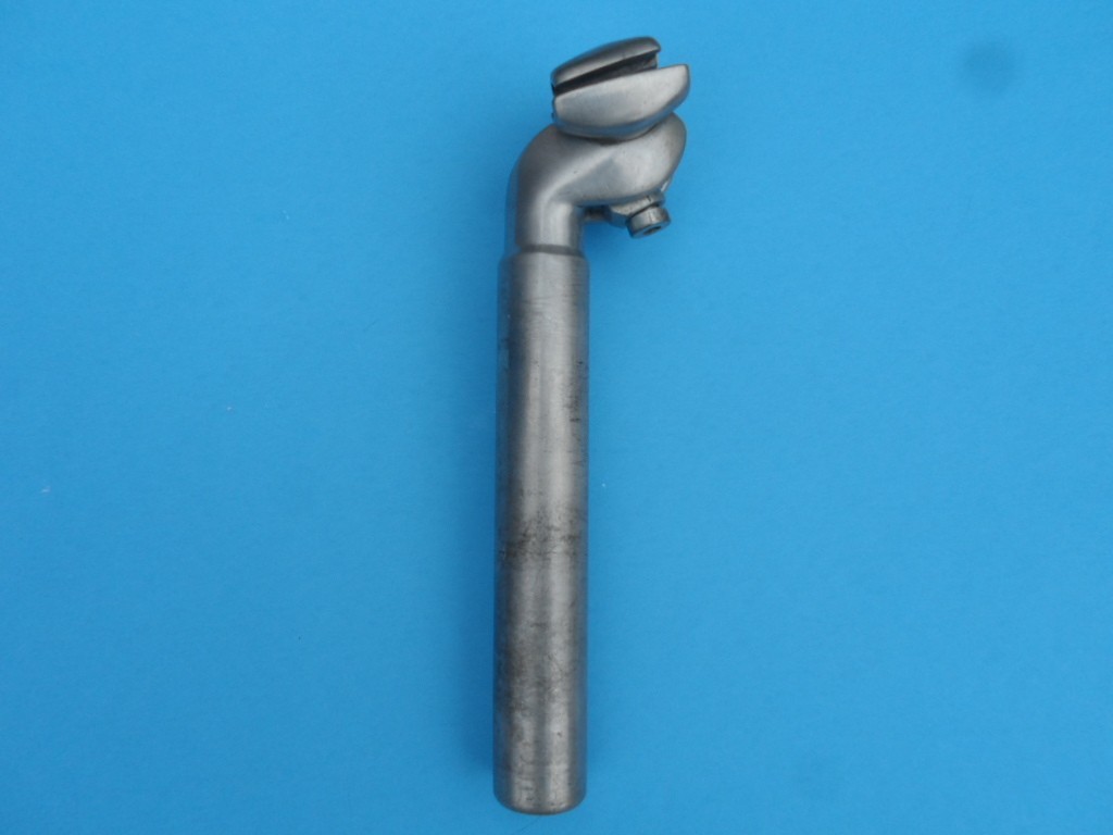 vintage G.P. seatpost, 27.2mm diameter, 200mm length