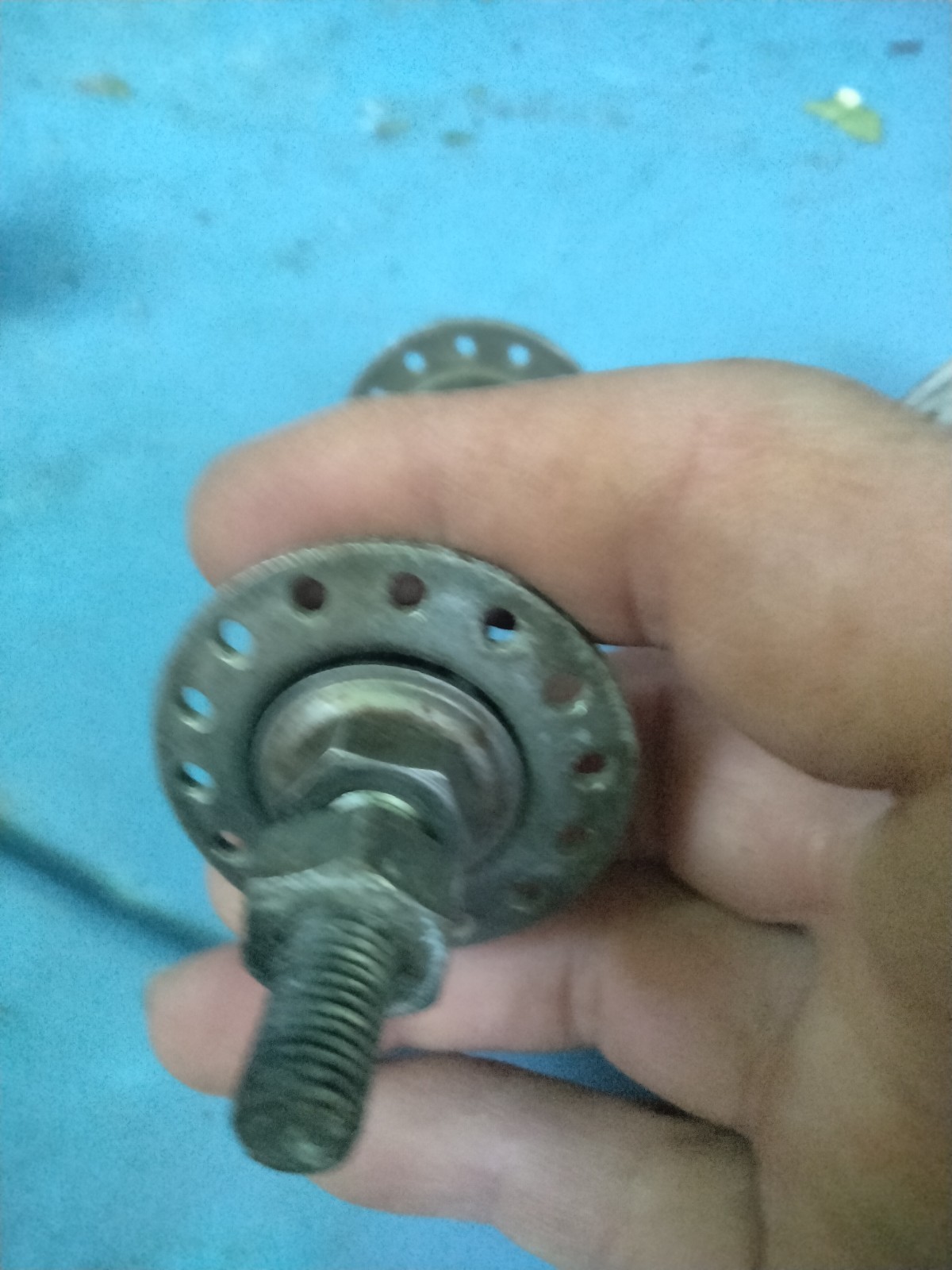 bicycle front hub ,high/low flange ,mid 70s vintage Schwinn, Mark usa LOT