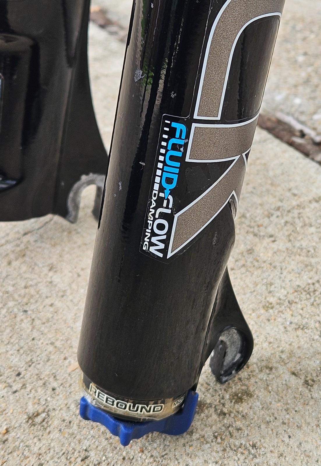 Vintage Manitou Black Elite 26″ Fork, 1-1/8″ Threadless 90-120 Adj Travel, VGC!