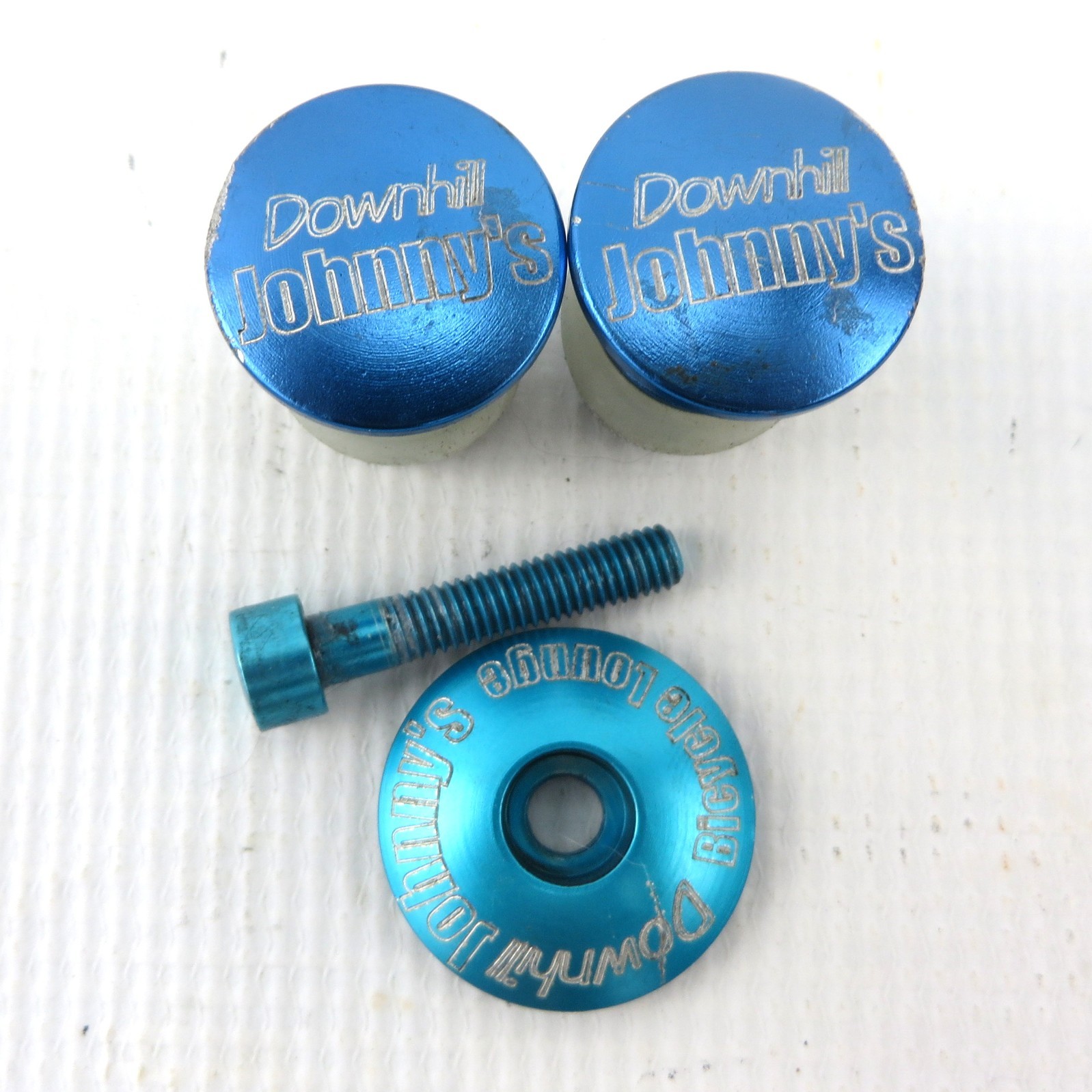 DOWNHILL JOHNNY’S BRANDED BAR TAPE ENDS/STEM CAP Blue Aluminum Anodized