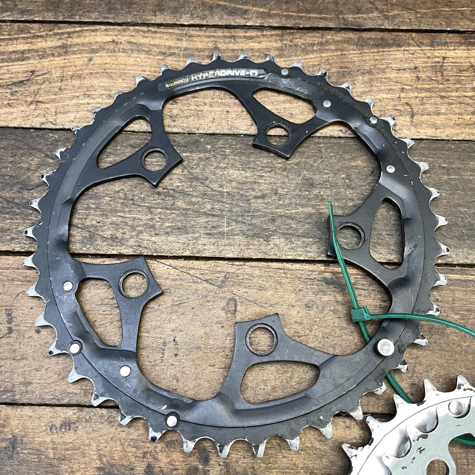 Vintage Shimano 42/32/22T Chainring Set 94/58 BCD 5-Arm Triple MTB Hyperdrive-C