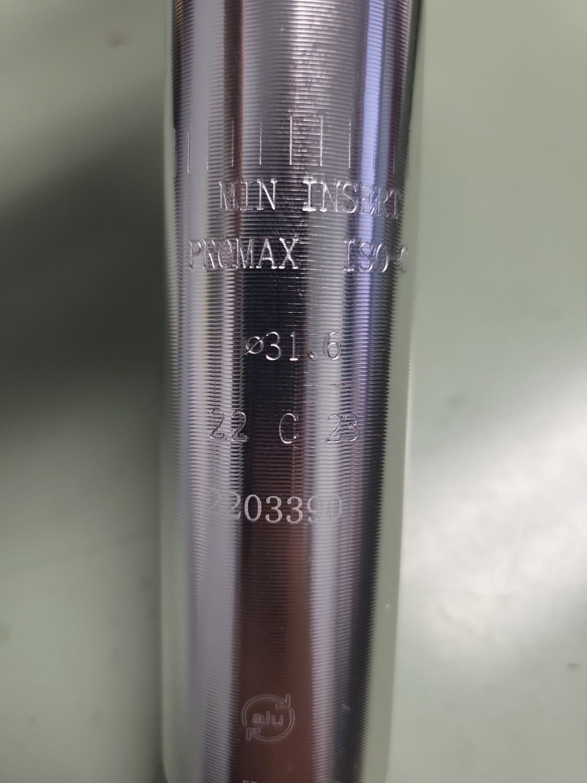 31.6mm Silver Alloy 300mm Suspension Seatpost Seat Post 300mm Short 40mm Travel