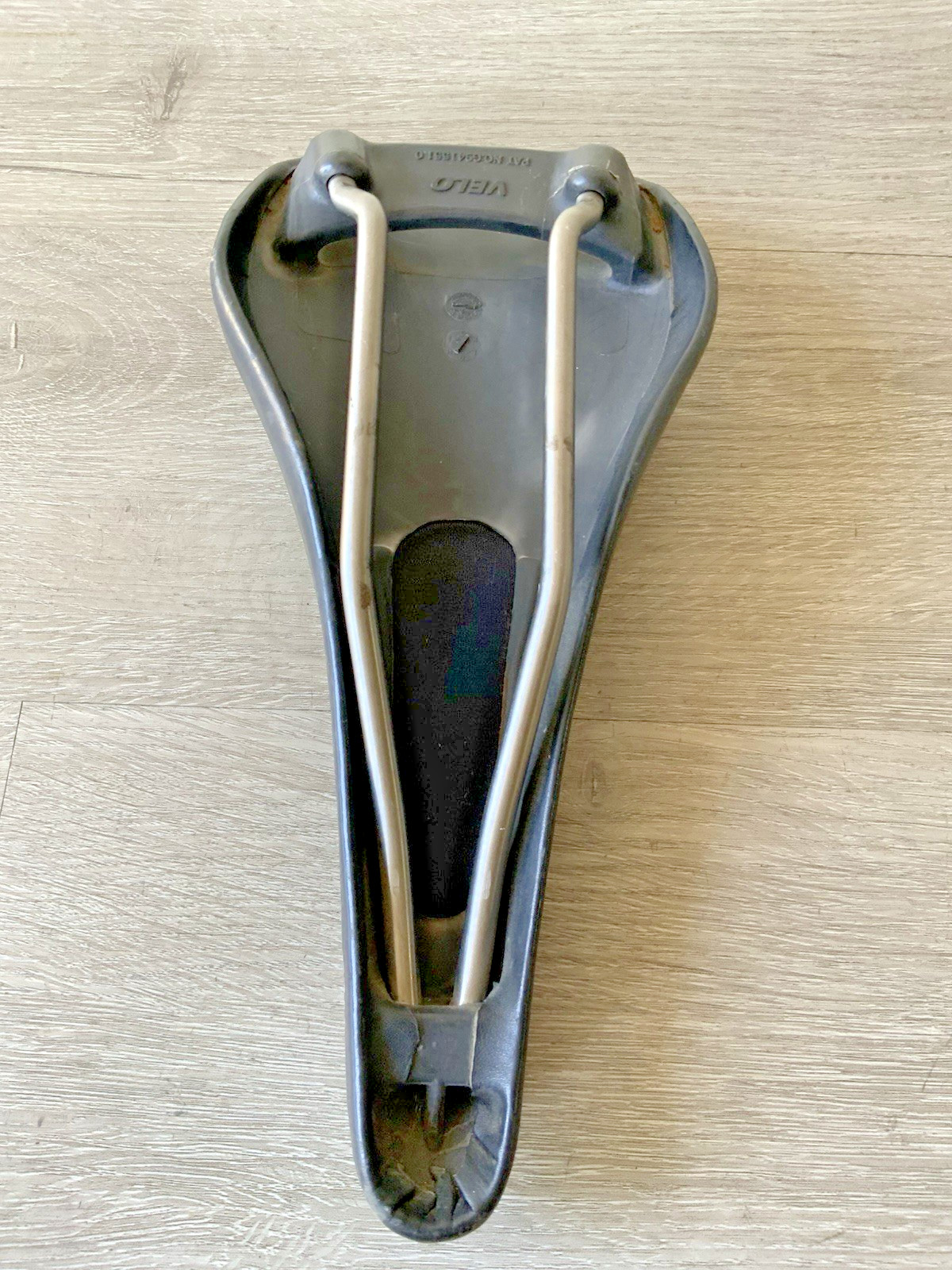 PERFORMANCE TITANIO ROAD BIKE SADDLE 258 GRAMS 128 MM X 285 MM
