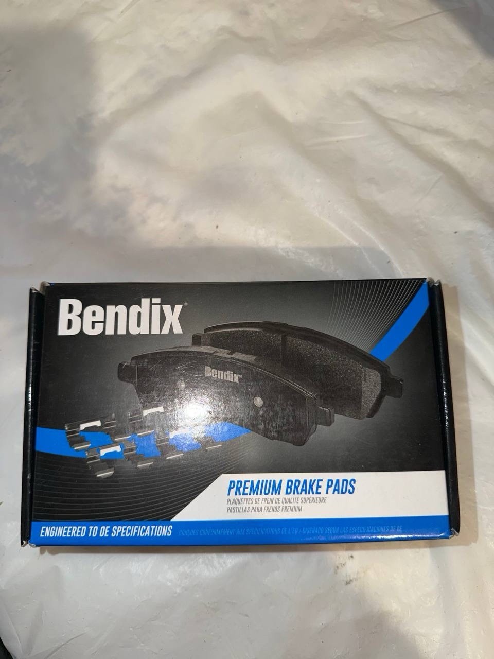 Bendix Premium SBM370 Semi-Metallic Front Brake Pads for Chevy, Dodge, GMC