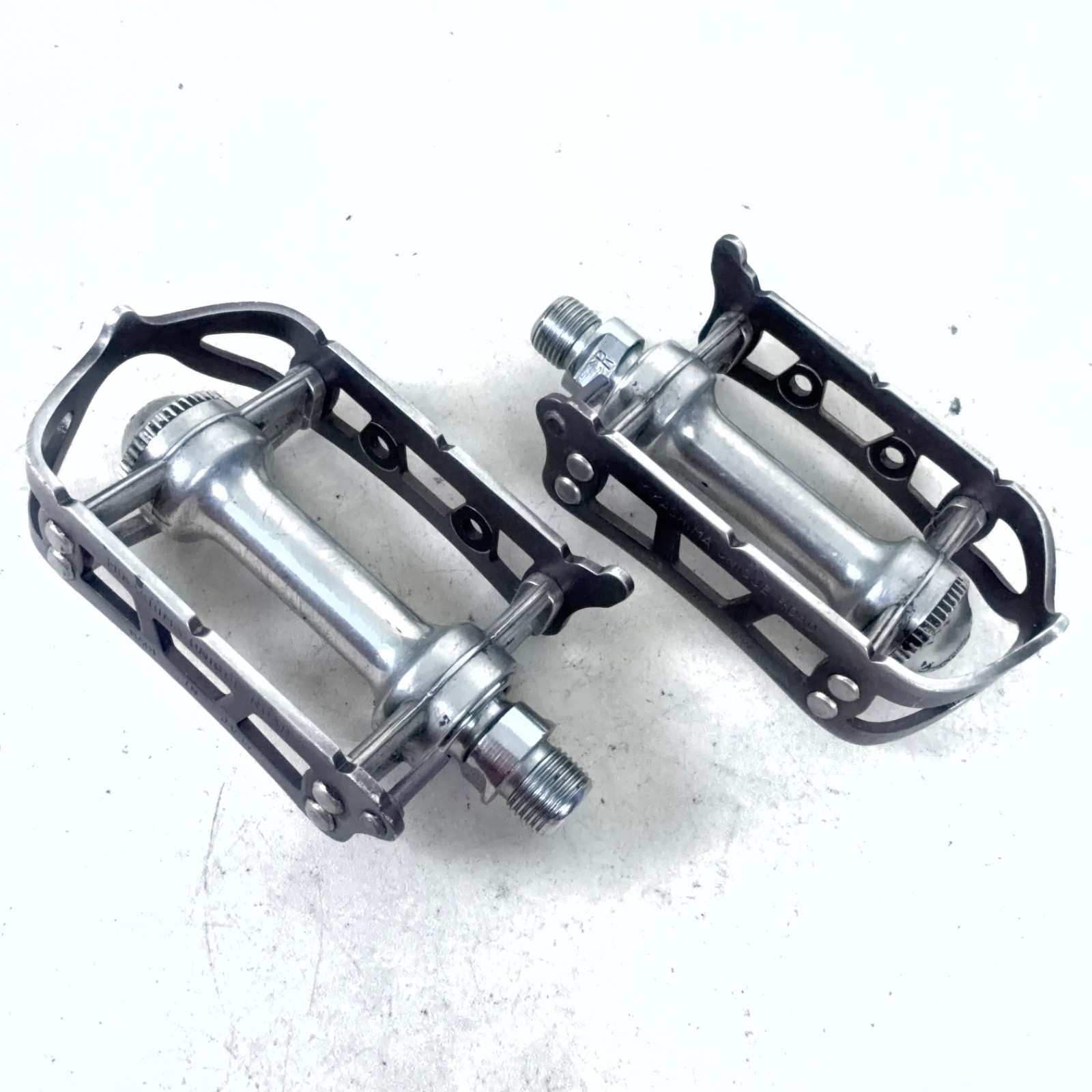 Vintage Mikashima Unique Road Bike Pedals 9/16″ Black/Silver Pair MKS