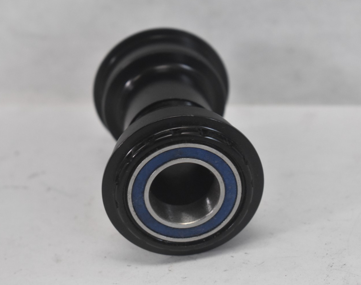 Wheels MFG Outboard ABEC-3 BB PF30A-OUT For 24mm Cranks Compatible With Shimano