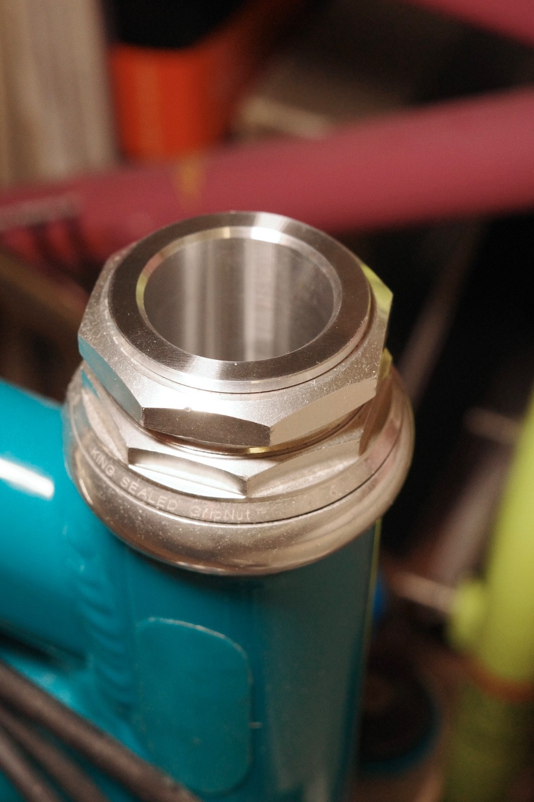 1-1/4″ to 1-1/8″ stem quill adapter, retro MTB