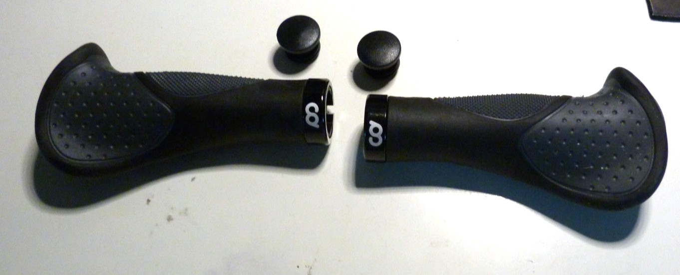 Bicycle Handlebar Grips with Ergonomic Anti-Slip Design CD Mountain Hybrid Bike