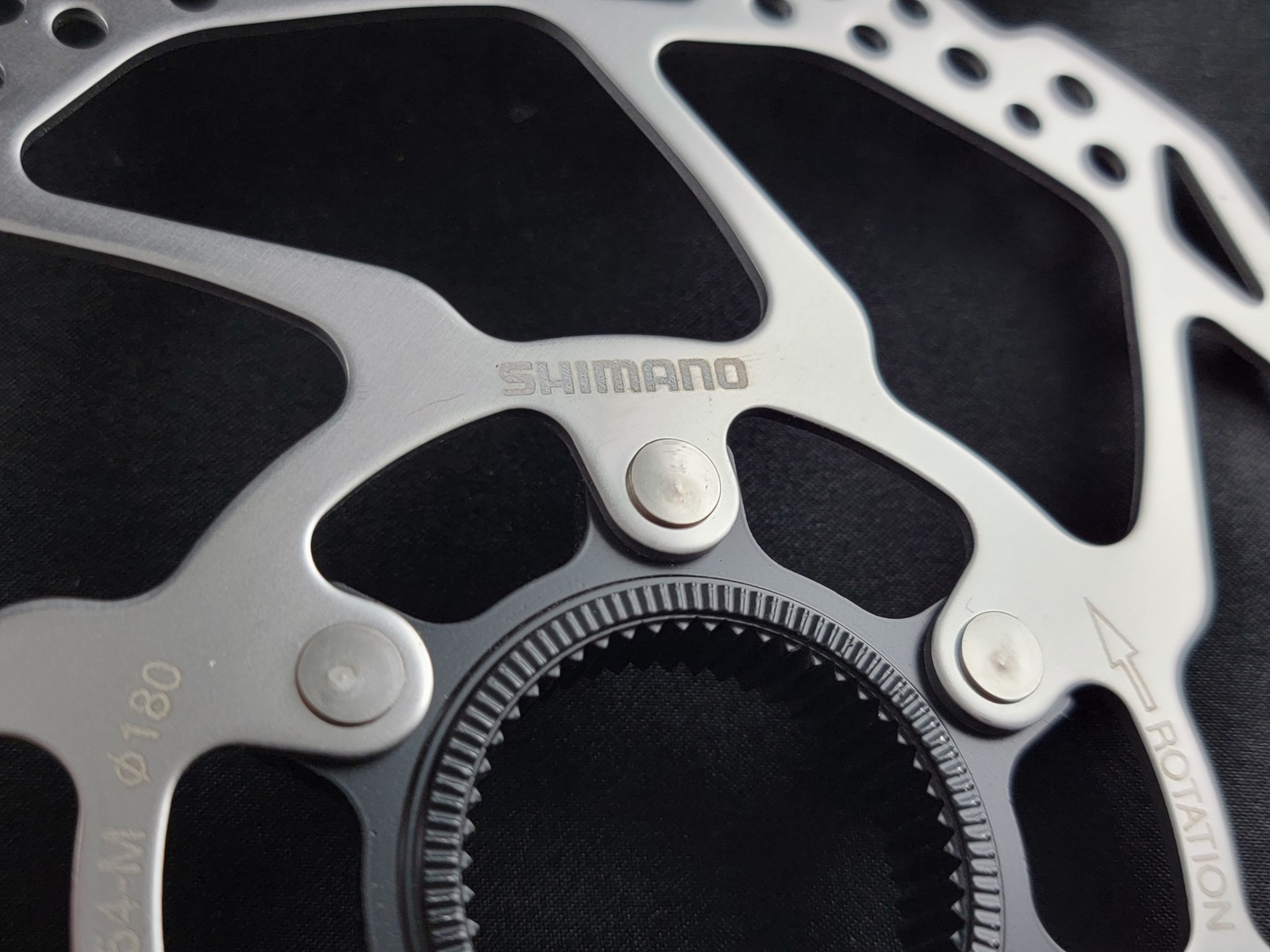 Shimano Deore SM-RT54-M 180mm 7″ Disc Brake Rotor Resin Pads Only NEW