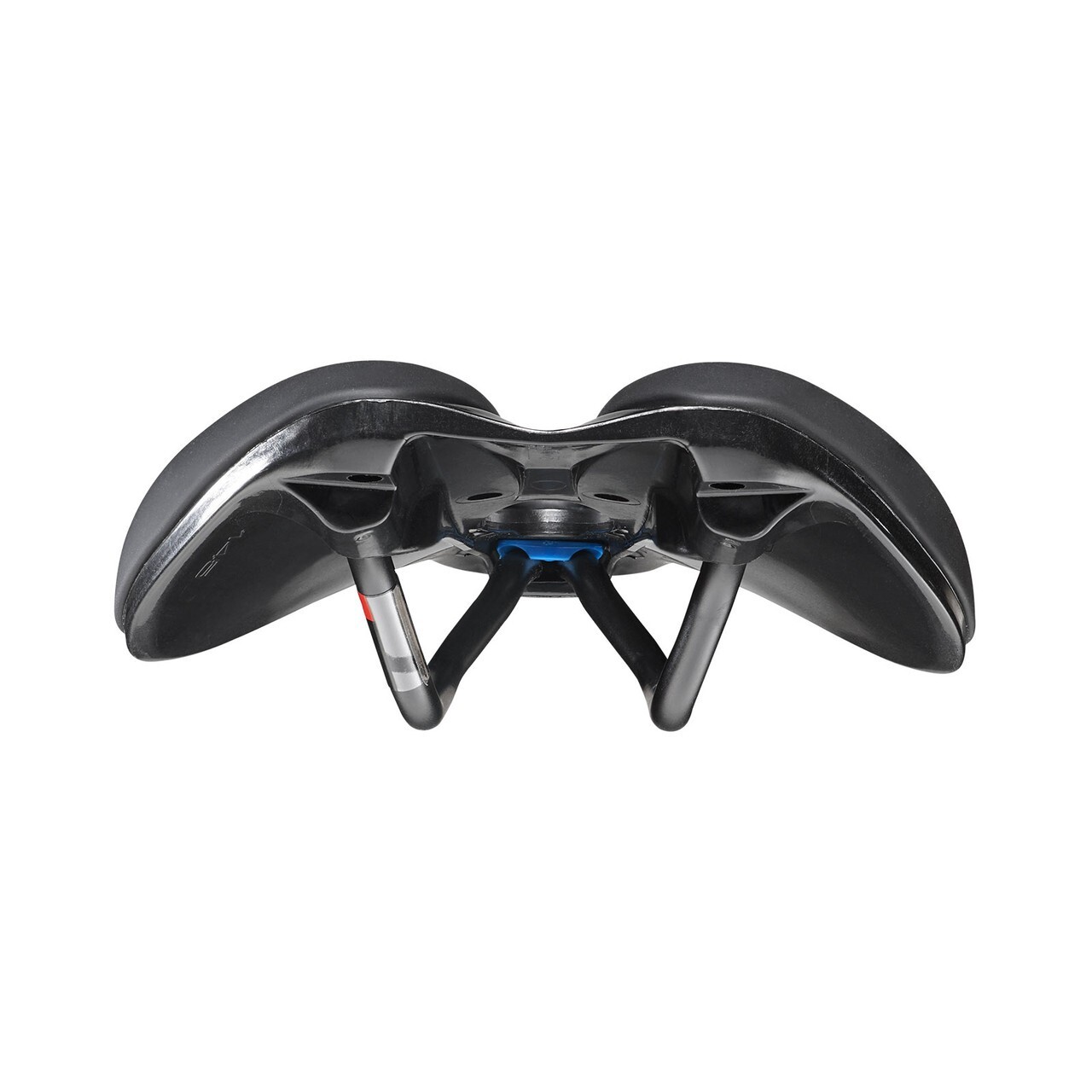 Selle Italia saddle NOVUS BOOST EVO ENDURANCE TM SUPERFLOW L3 145 x 245 mm size