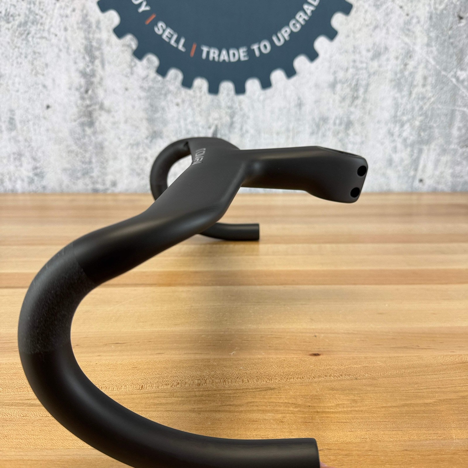 New! Roval Rapide Cockpit 38cm Integrated Carbon Bike Handlebar MSRP $699.99