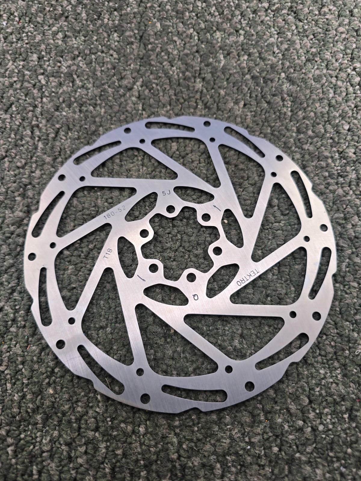 Tektro 180-52 Stainless Steel Bicycle Disc Brake Rotor 7″ Diameter x 0.07″ Thick