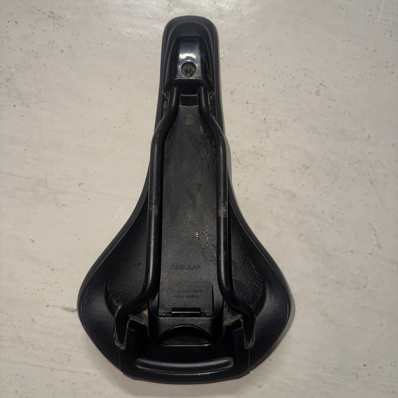 Fizik Taiga Black Regular Mountain Road Bike Seat Cycling Saddle MTB All Weather