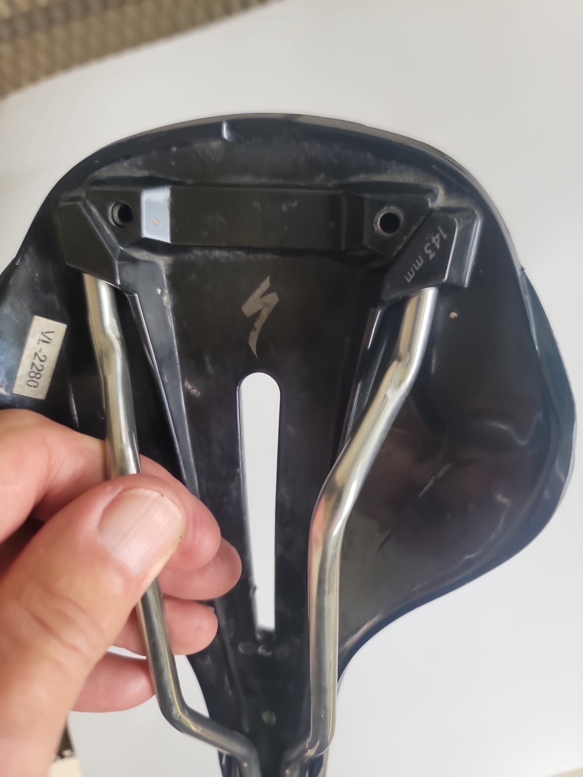 143mm Specialized Phenom Comp Cr-Mo Rail Road Saddle 245g