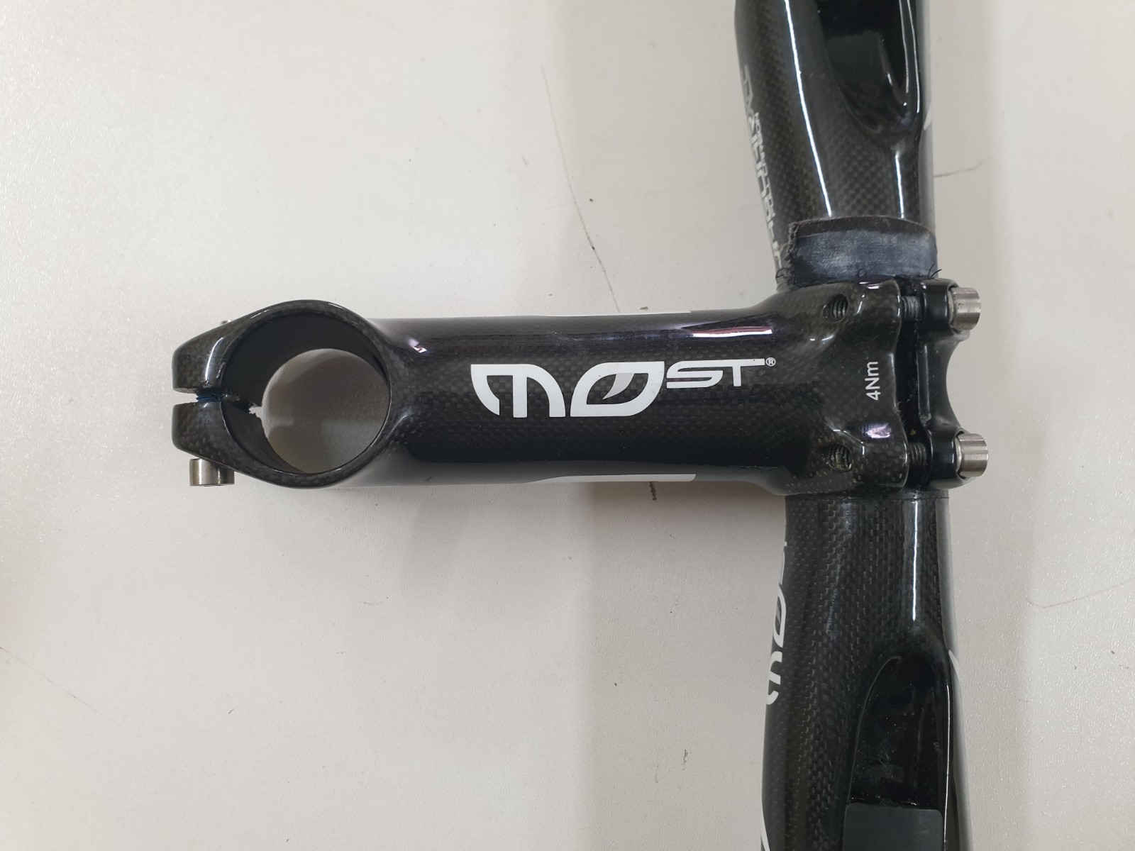 Pinarello Most Jaguar XFC Aero Di2 Carbon Handlebar 440 mm & Stem Most 110 mm