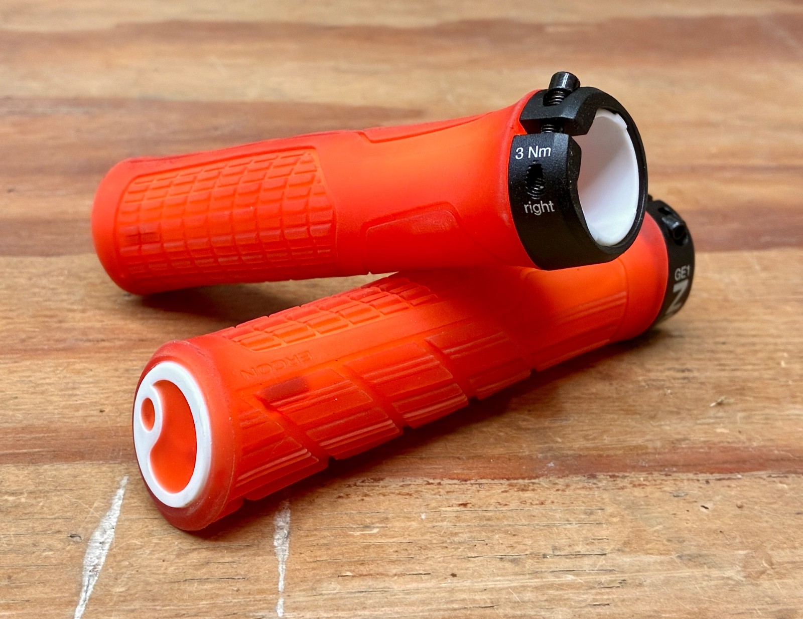 New Ergon GE1 Evo Factory Frozen Orange Ergonomic Lock-On Grips Made in Germany