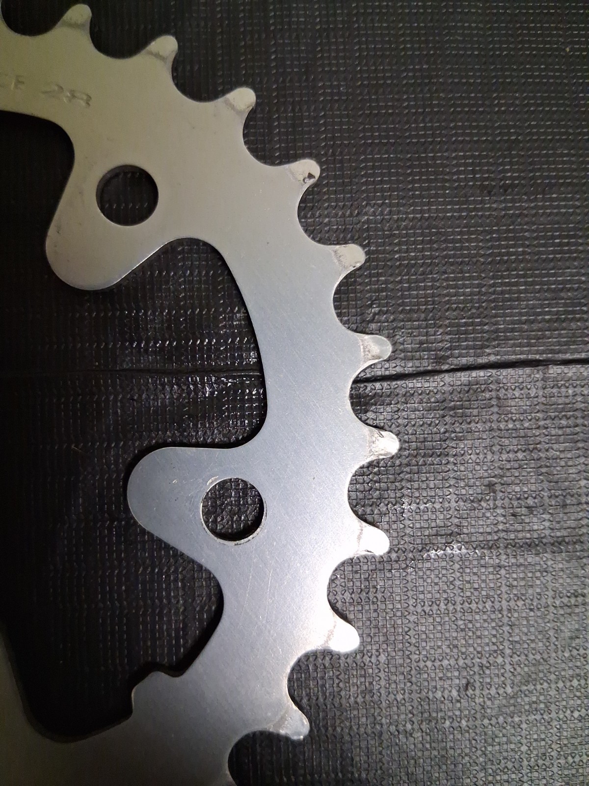 Lightly Used Vintage SHIMANO BIOPACE 28 Tooth Aluminum Chainring 28T 74mm BCD