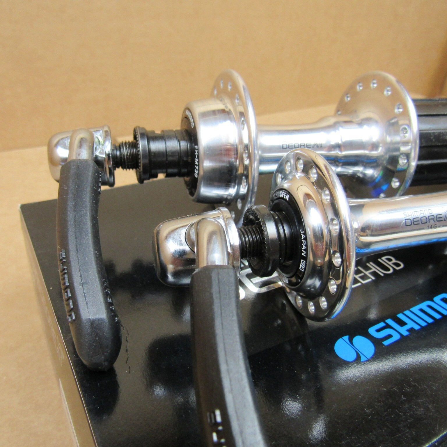 New-Old-Stock Shimano Deore XT UniGlide Hubset (32 Hole with 100/130 mm Spacing)