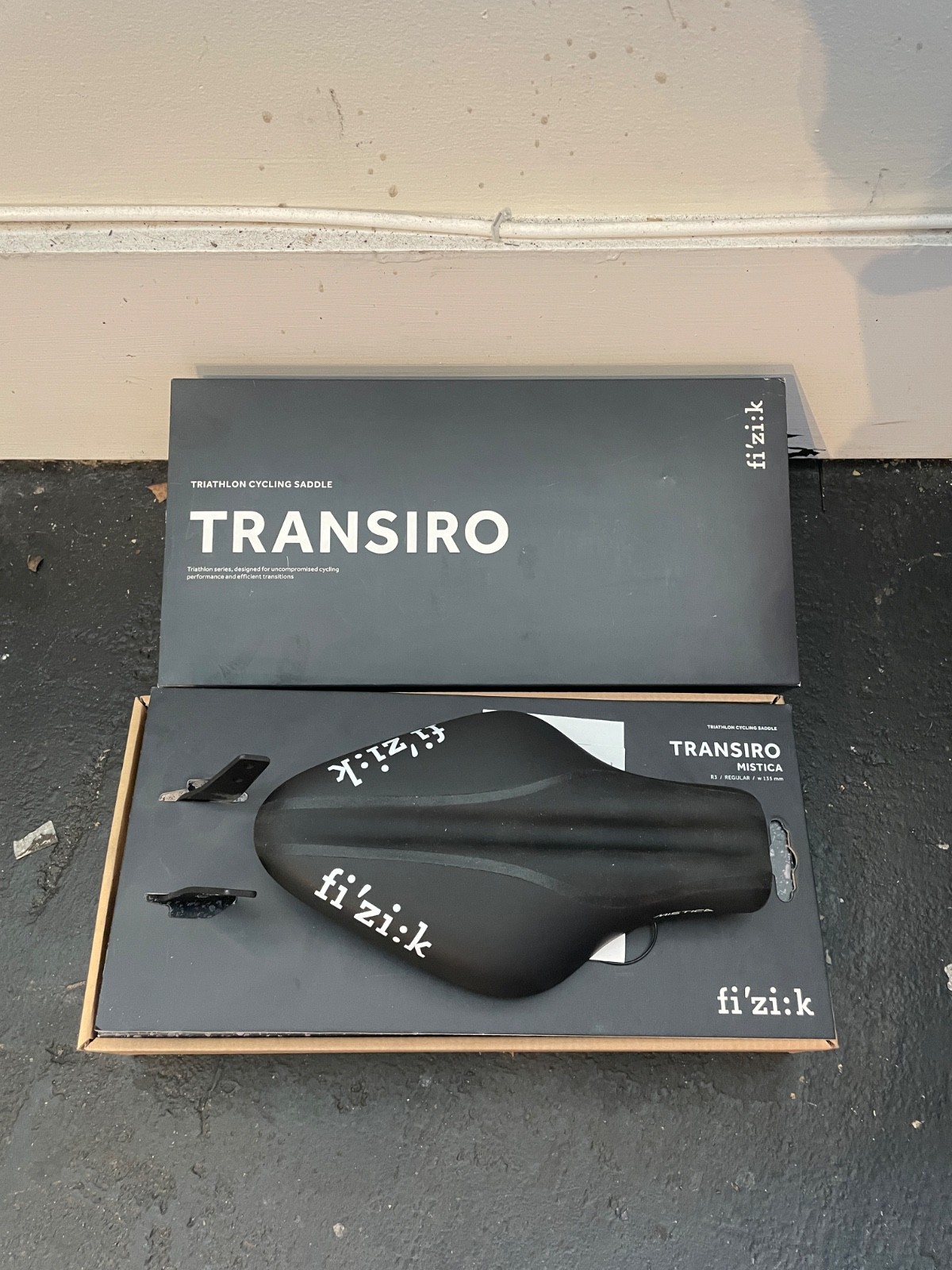 135mm (Regular) Fizik Transiro Mistica Kium Rail TT Triathlon Saddle 273g