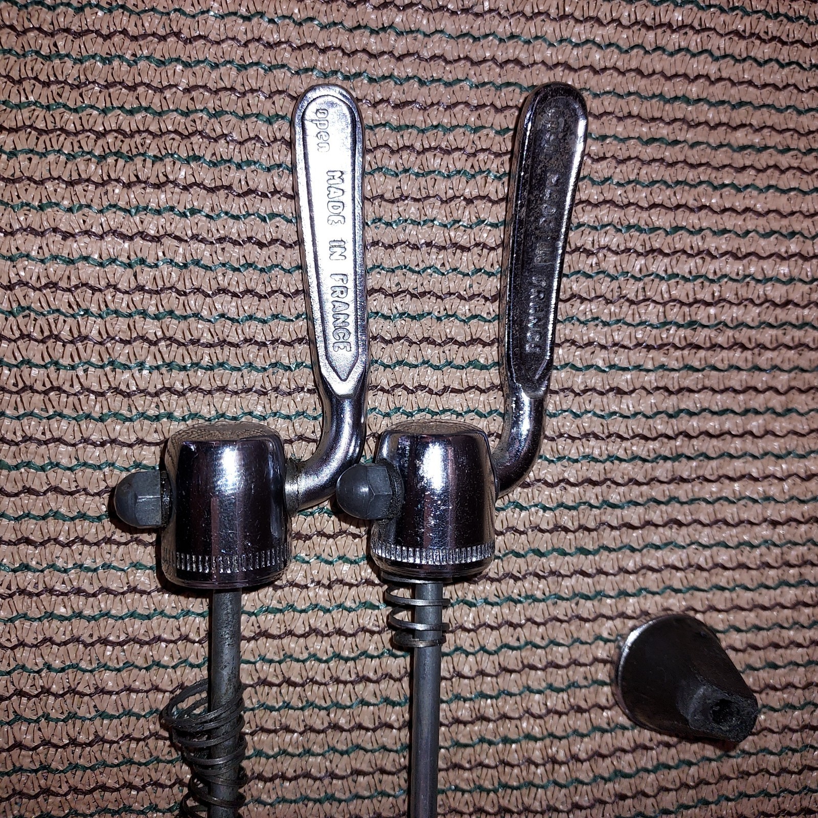 2 Vintage Sachs Maillard Front/Rear skewers 130mm 160mm