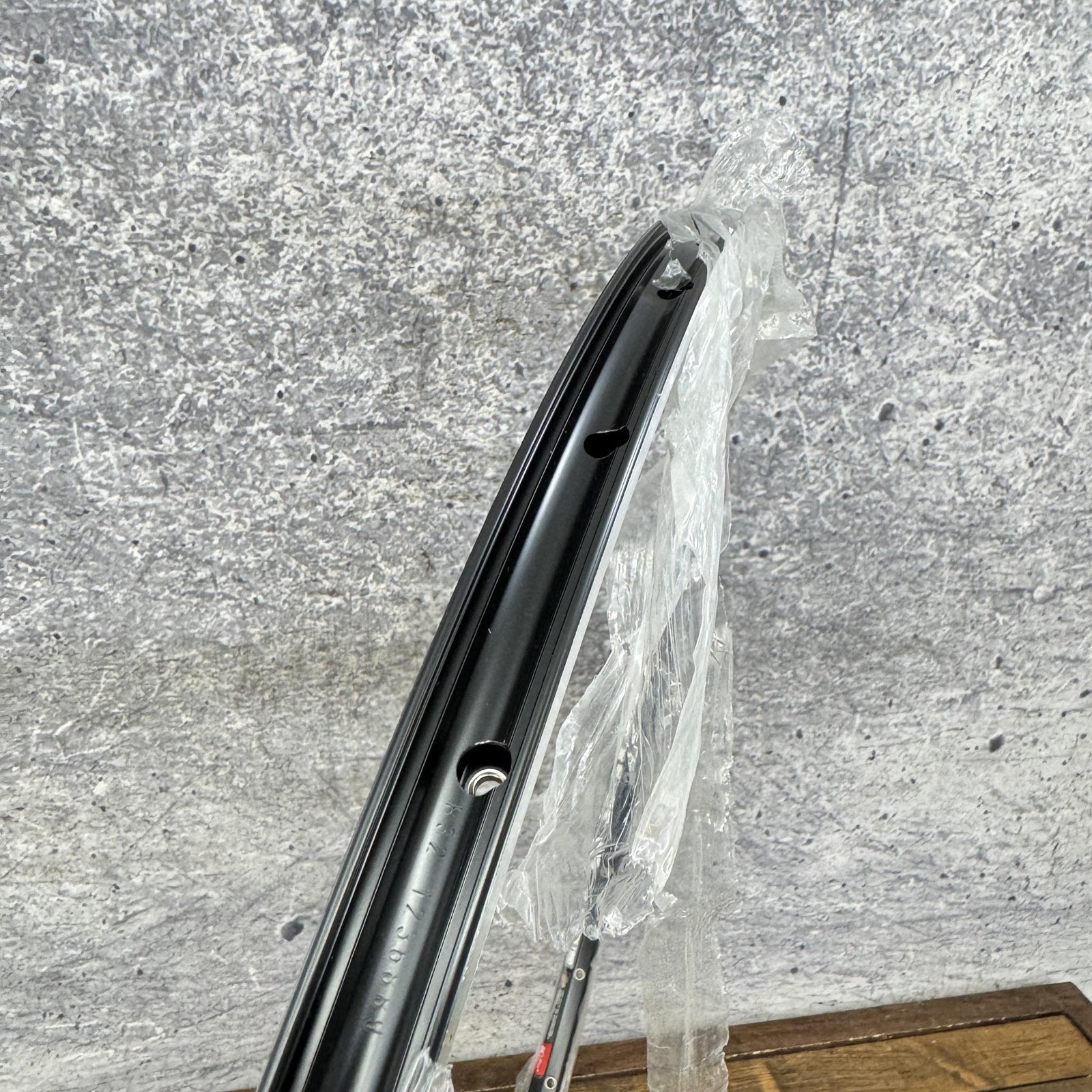 DT Swiss RR-440 700c Rim 28H 28 Hole RR440 Clincher Road Asymmetric Presta Hoop