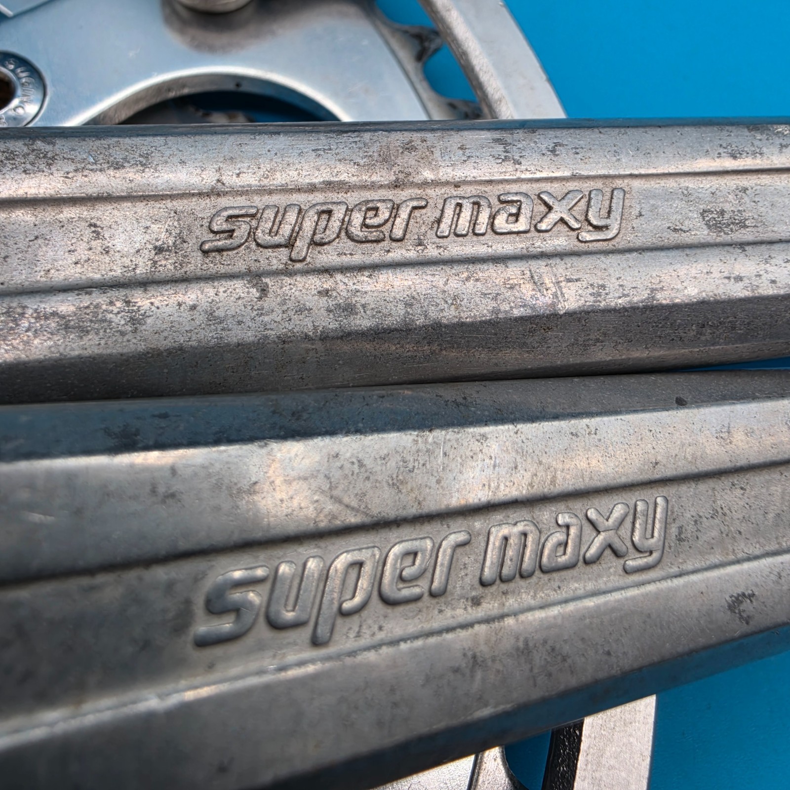 Sugino Super Maxy Square Taper Crankset 170mm 52/39t 110 BCD f22