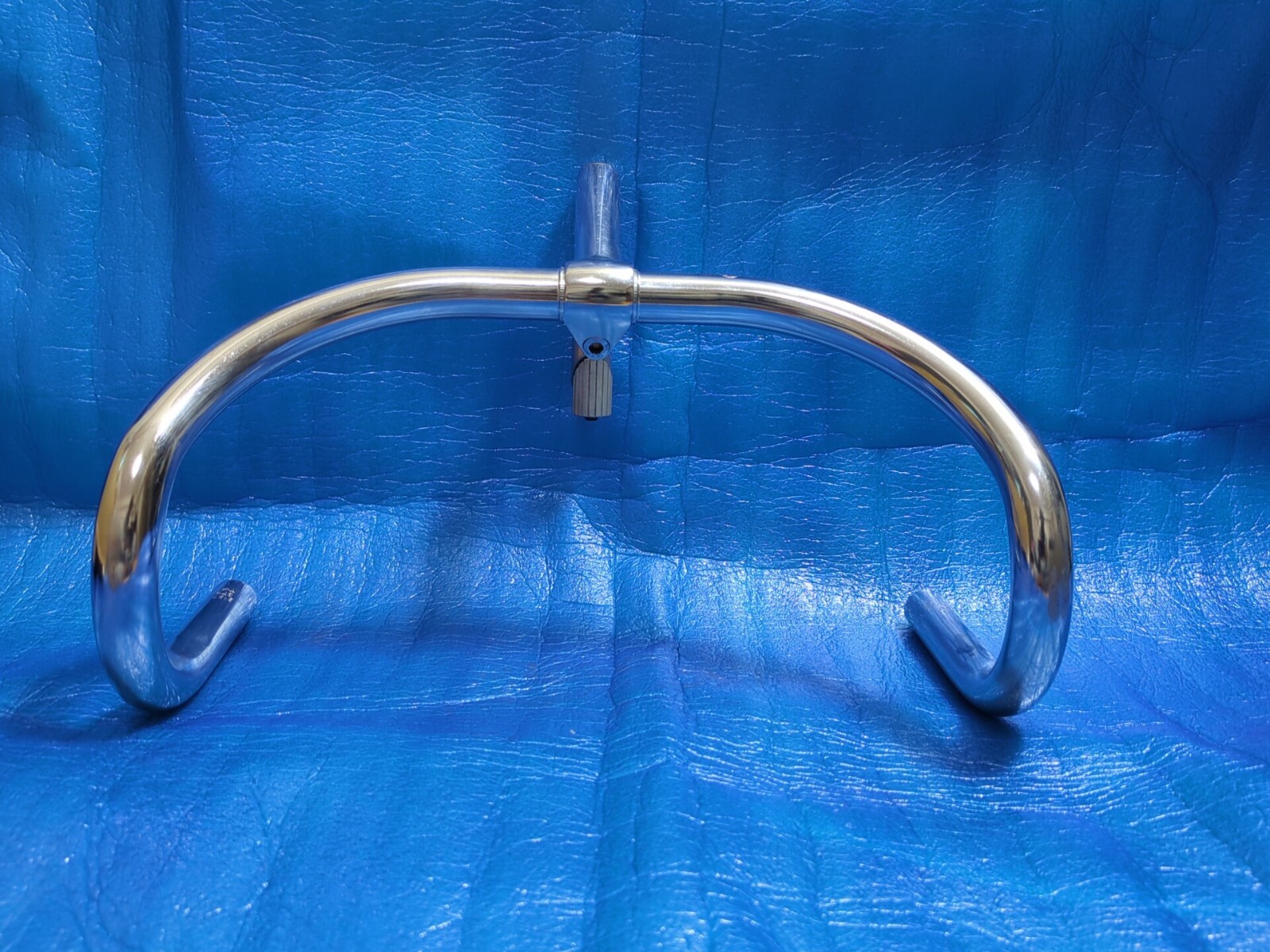Nitto B123 Steel 370mm NJS Handlebar + Nitto Jaguar 110mm 58 Degree Steel Stem