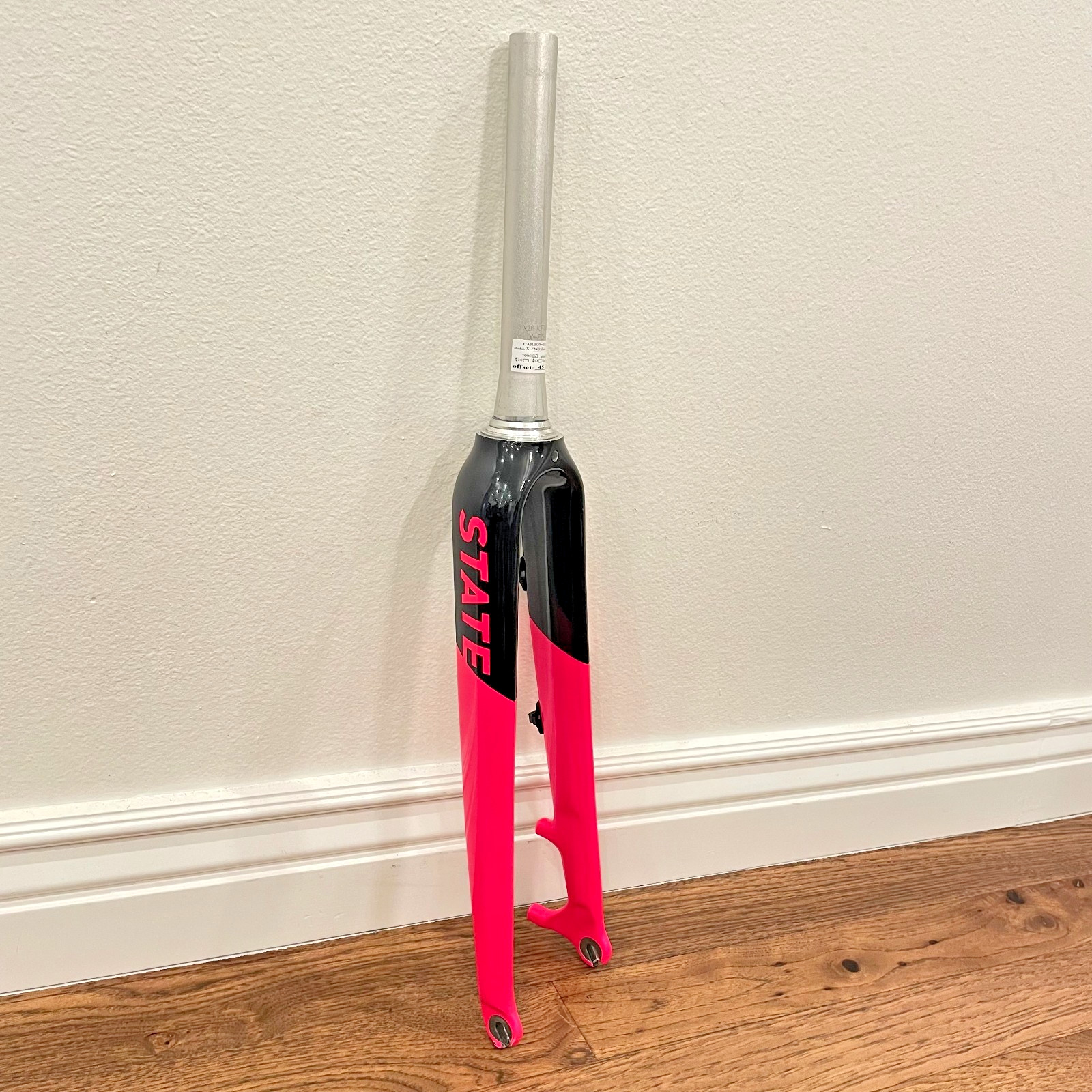 State Bicycle Co Carbon Thunderbird Disc Brake Fork Black Pink 700c Tapered