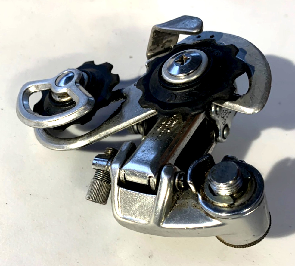 Vintage SHIMANO 600 ARABESQUE Short Cage Rear Derailleur 6 Speed Nice