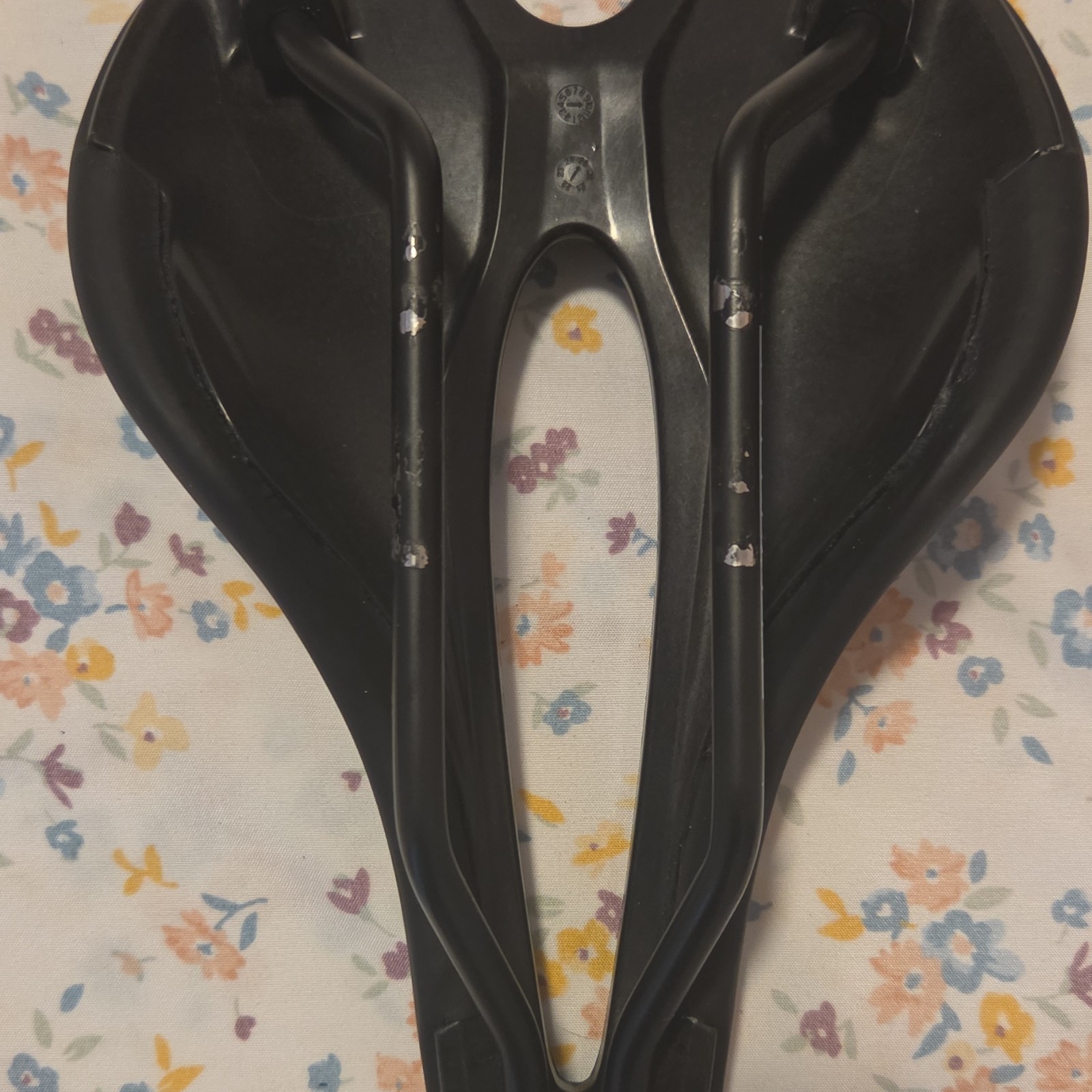Black Cutaway Road Bike Saddle/Seat w/ Rails Alloy/ Model 150mm