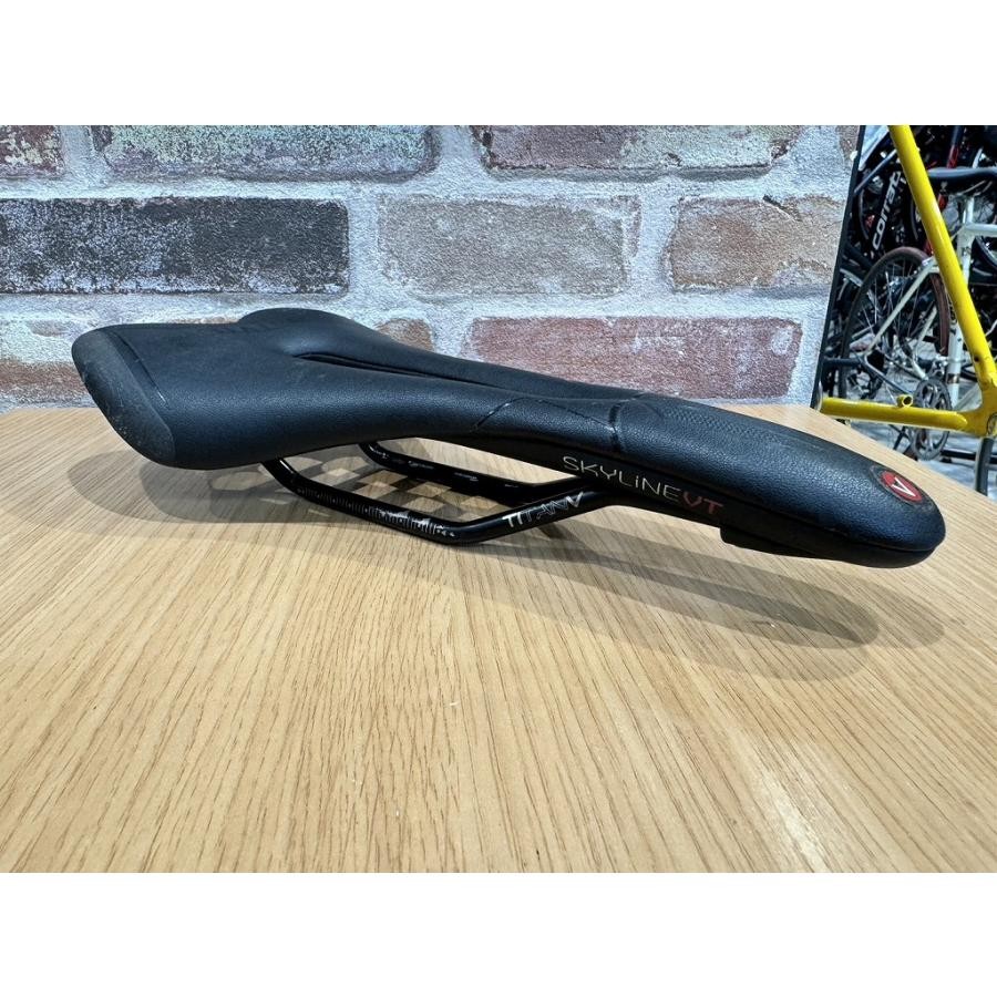 Astute ASTVTE Saddle SKYLINE VT Cycling Seat