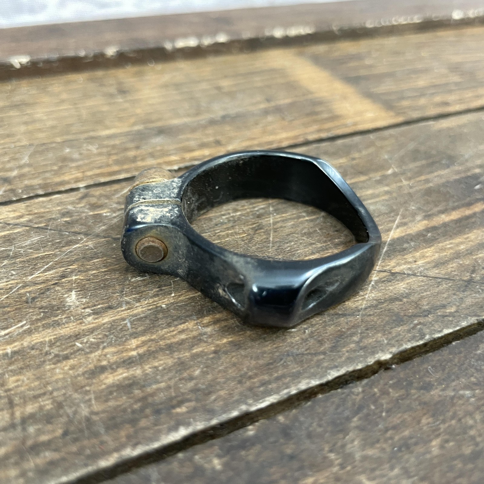 Vintage Kona Cable Stop Seatpost Clamp Black 10g Alloy MTB Bike